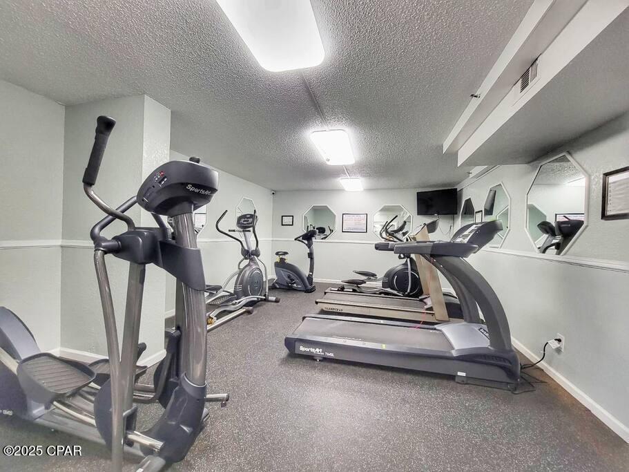 Image 48 For 8743 Thomas Drive 209