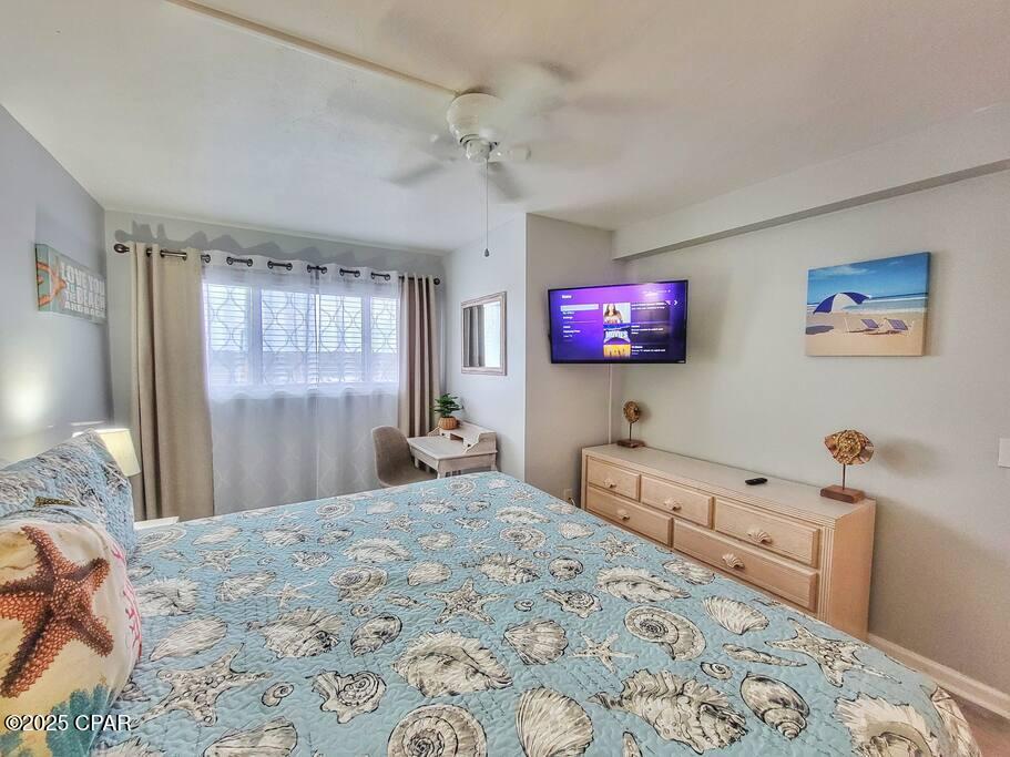 Image 15 For 8743 Thomas Drive 810