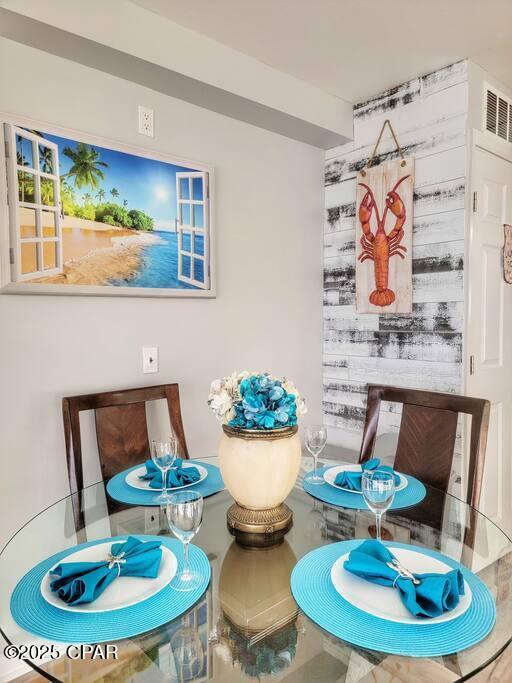 Image 19 For 8743 Thomas Drive 810