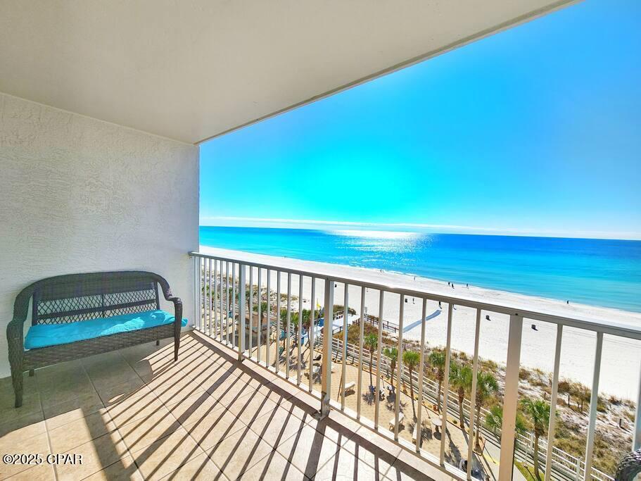 Image 37 For 8743 Thomas Drive 810