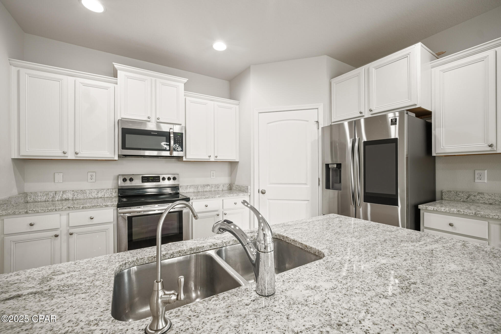 Image 12 For 312 Moonraker Circle