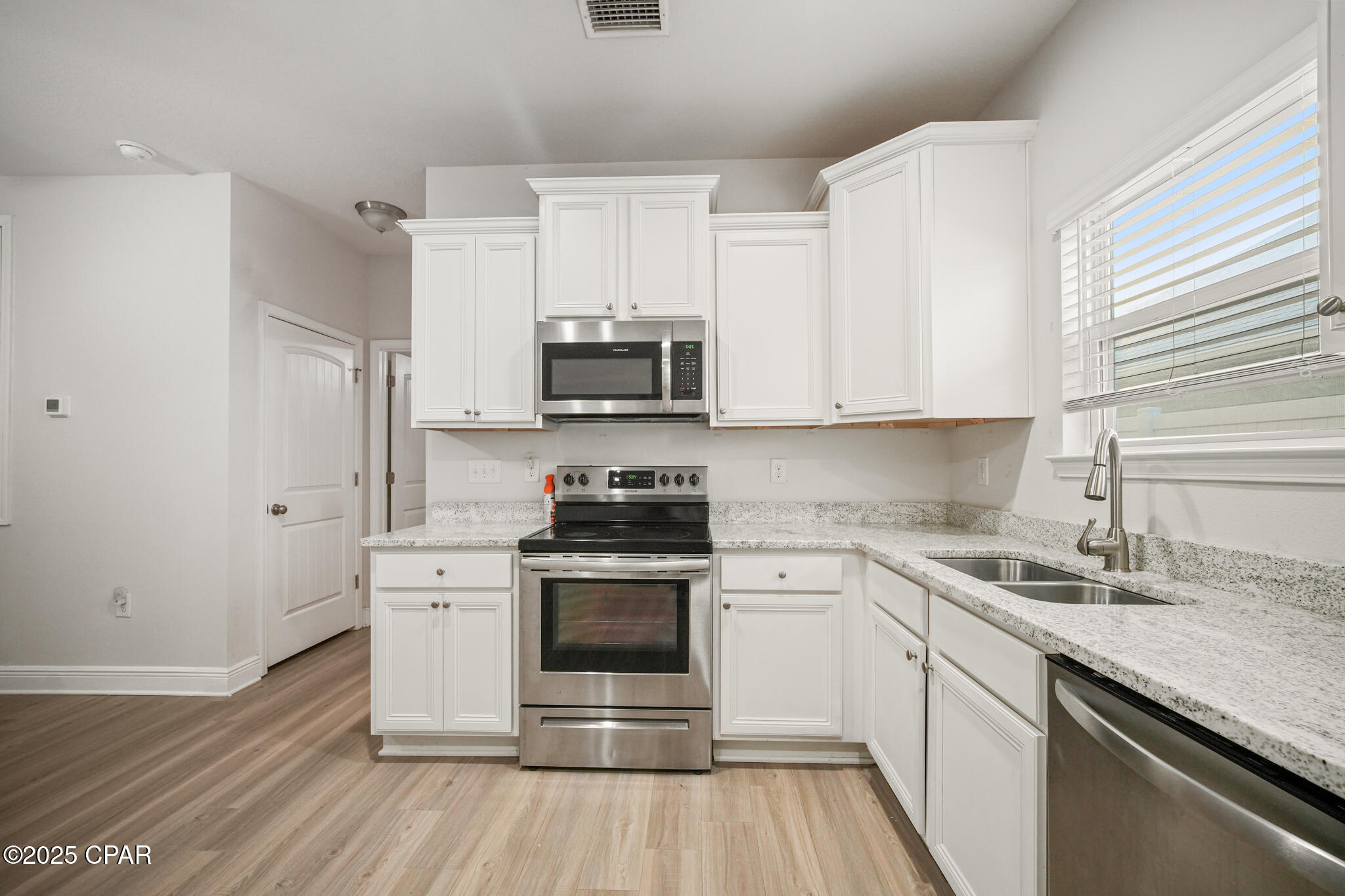 Image 27 For 312 Moonraker Circle