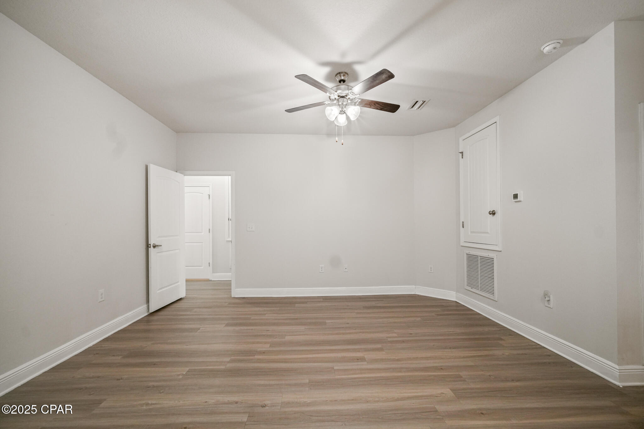 Image 28 For 312 Moonraker Circle