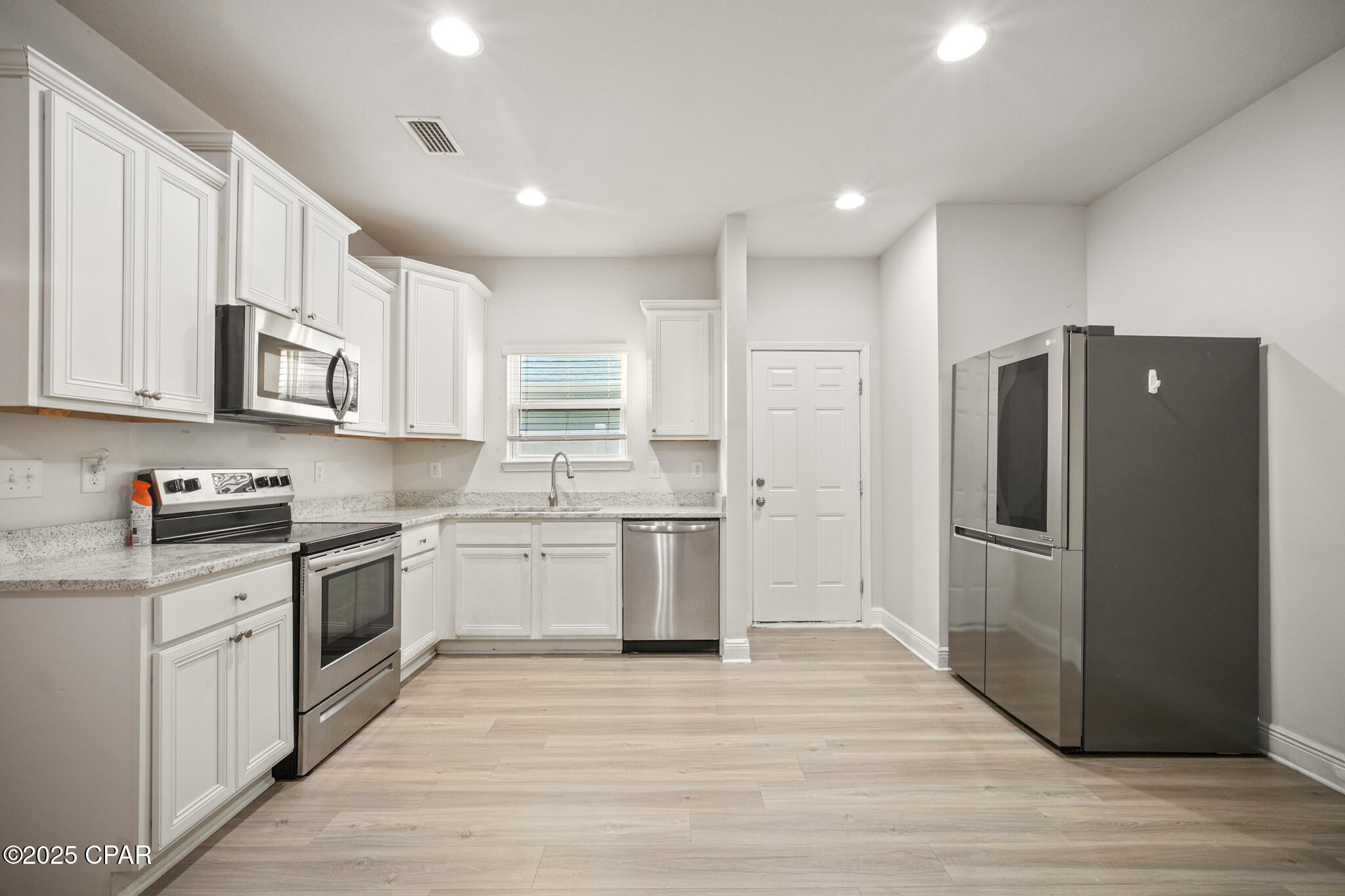 Image 29 For 312 Moonraker Circle