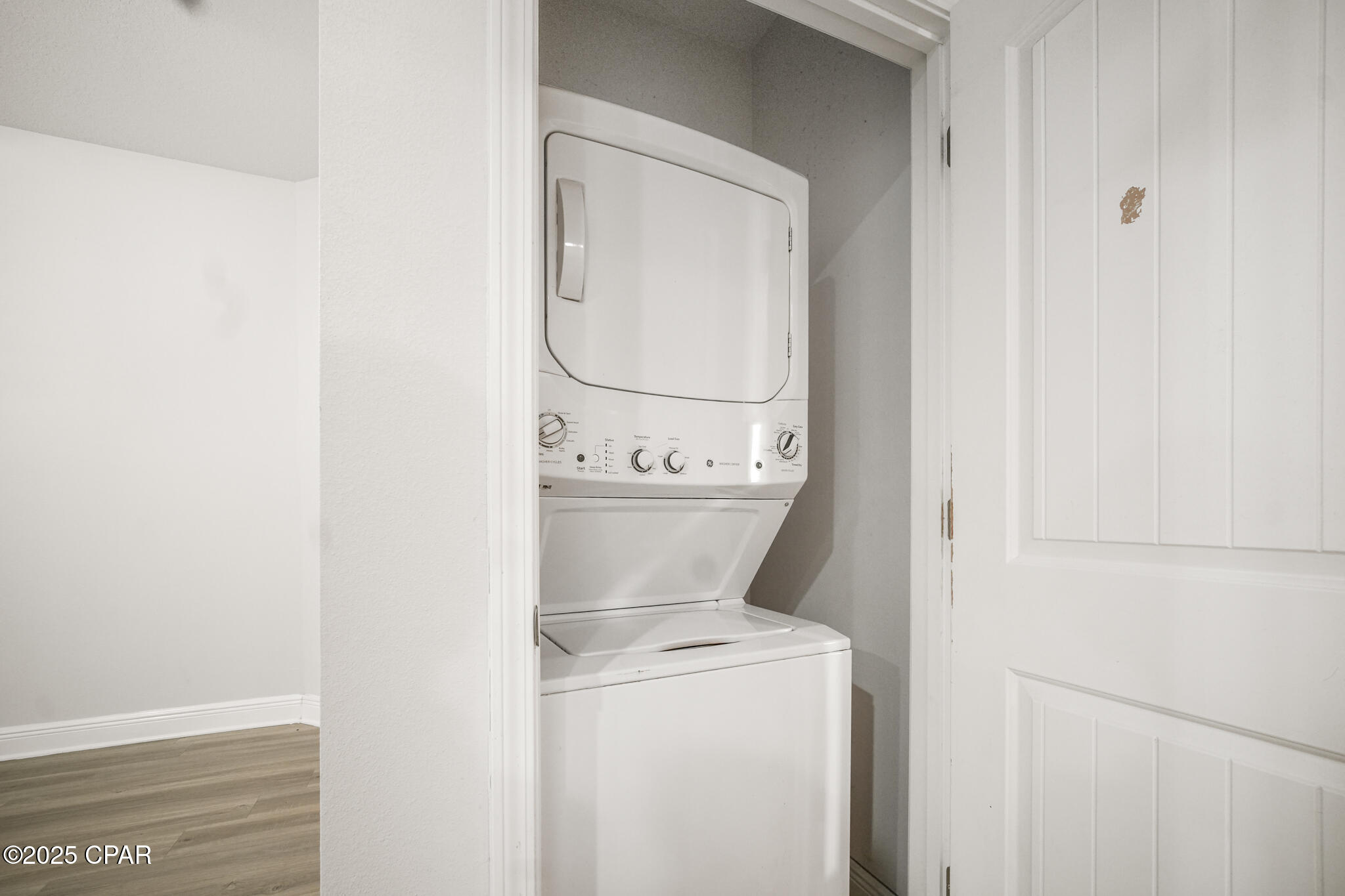 Image 35 For 312 Moonraker Circle