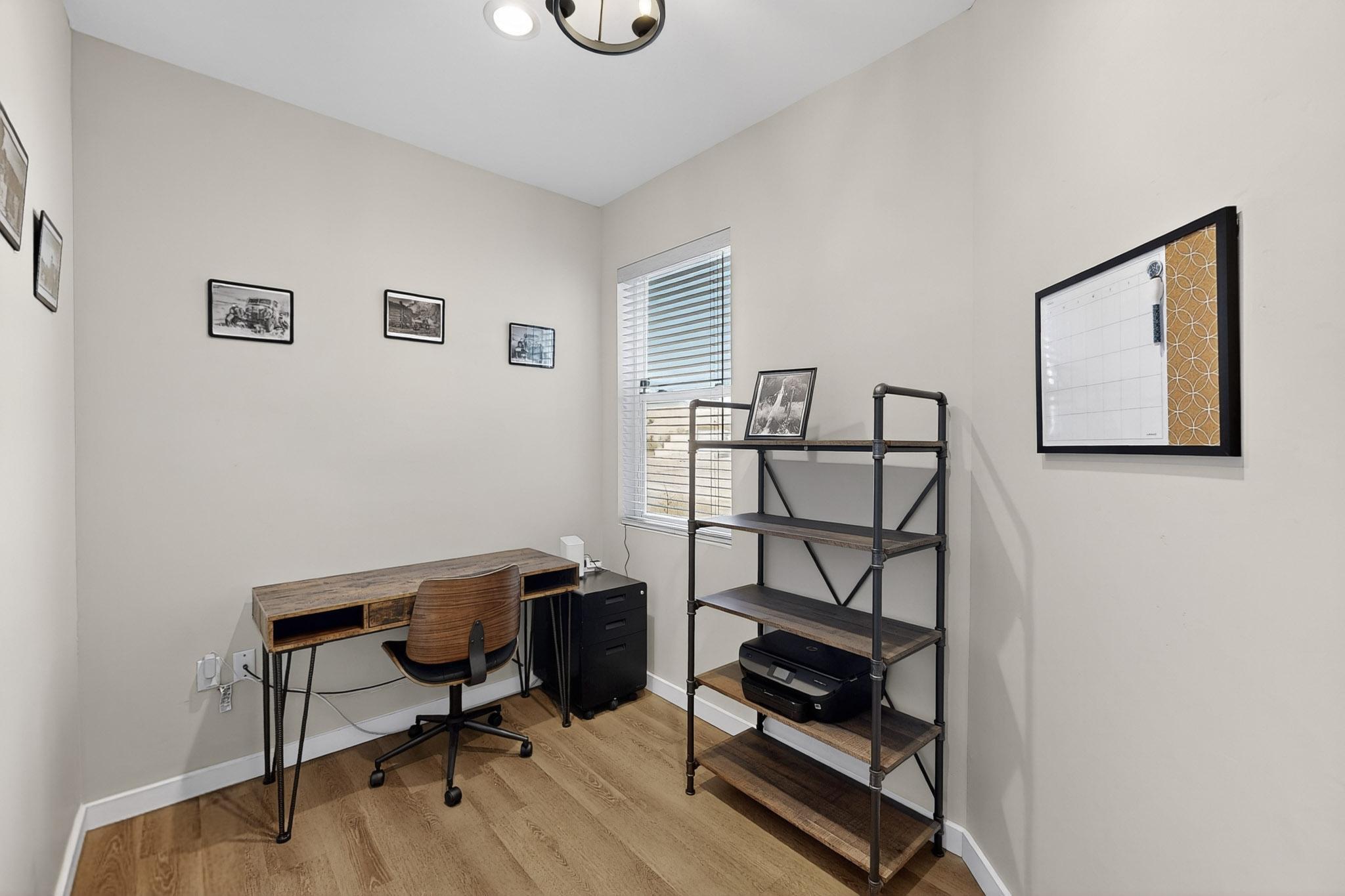 2214 Calle De Ortiz SW Home Office