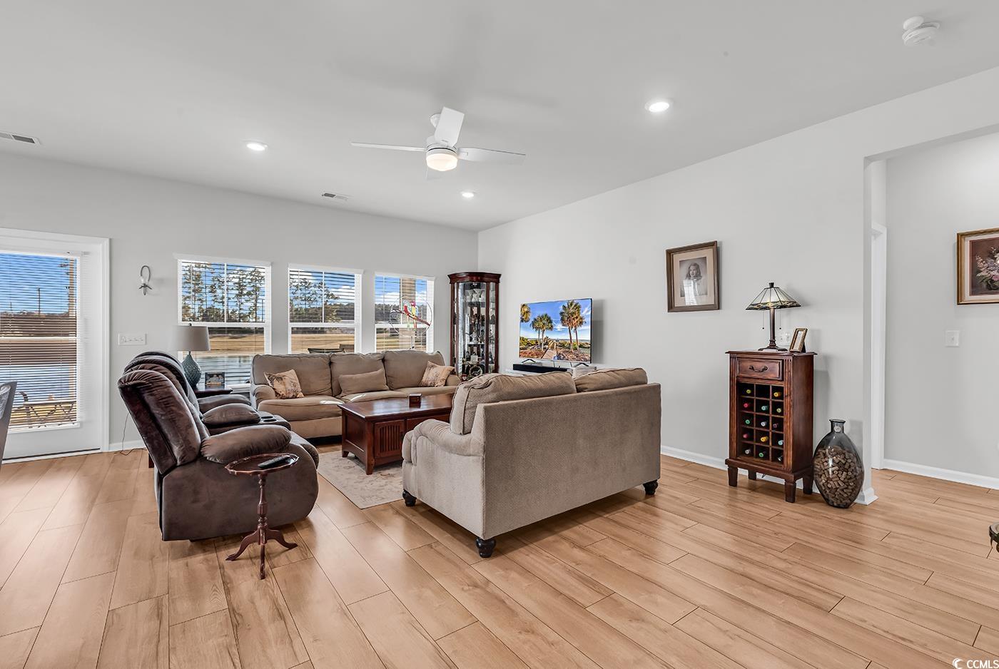 3048 Sistine St.