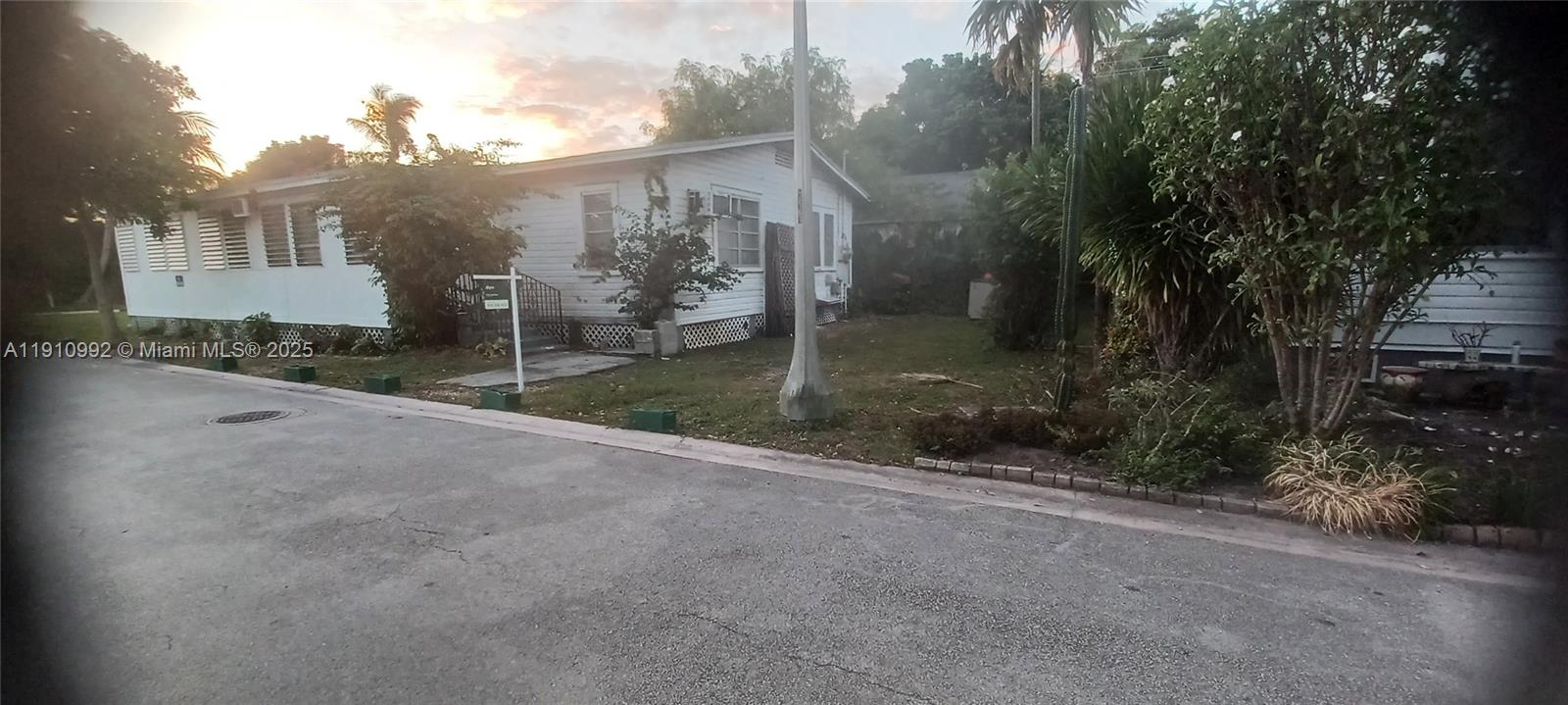 Discover this charming 2-bdrm, 1-bath duplex unit#202, situated on a 5000 sq ft lot in beautiful Coral Gables. Ideally located in the heart of The Grove & Coral Gables, with easy access to University of Miami, this duplex unit offers convenient access to Lifetime Gym, Trader Joe's, Milam’s Markets, Douglas Road Metro Rail Station, Starbucks, Aldi, Merrick Park, Coconut Grove’s Coco walk and Farmers Market. Nestled in the historic neighborhood of Coral Gables, an area rich in culture, this unit blends old warm charm with modern updates, offering a private entrance, while enjoying the convenience of washer & dryer, stove, refrigerator & private onsite parking. Located is in one of the most sought after neighborhoods just moments from Miami Beach. Unit 202 has approx. 1000 sf Living Area.