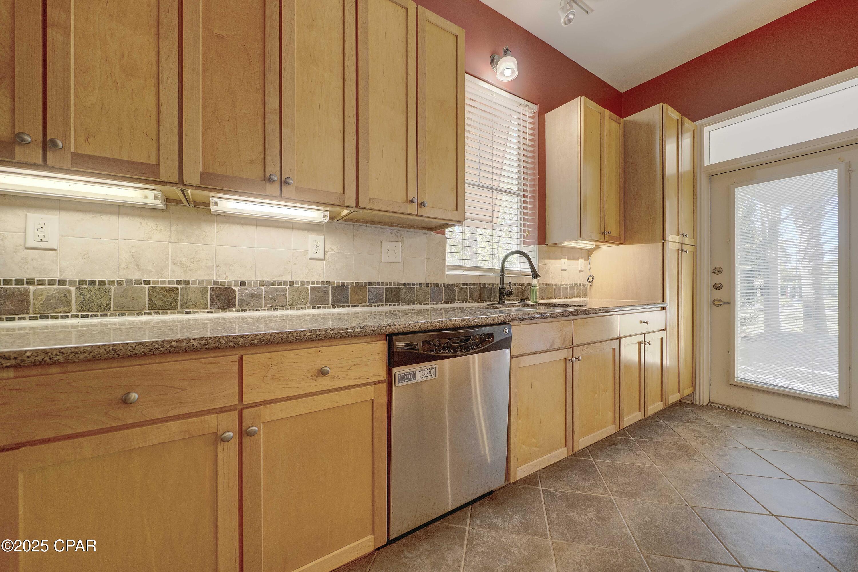 Image 10 For 8700 Front Beach Road 4104