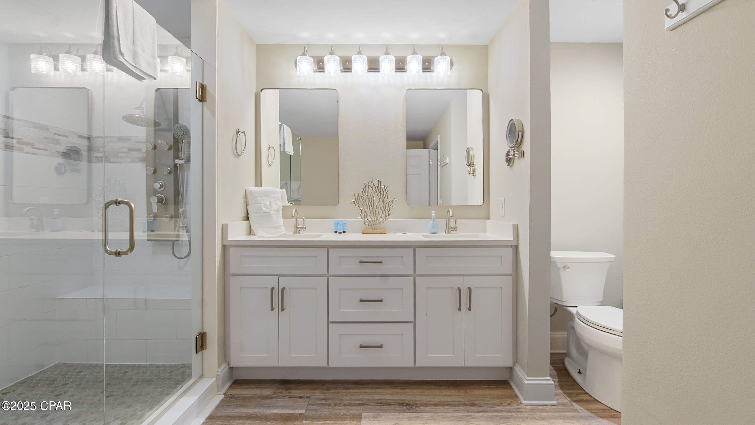 Image 14 For 9902 Thomas Drive 234