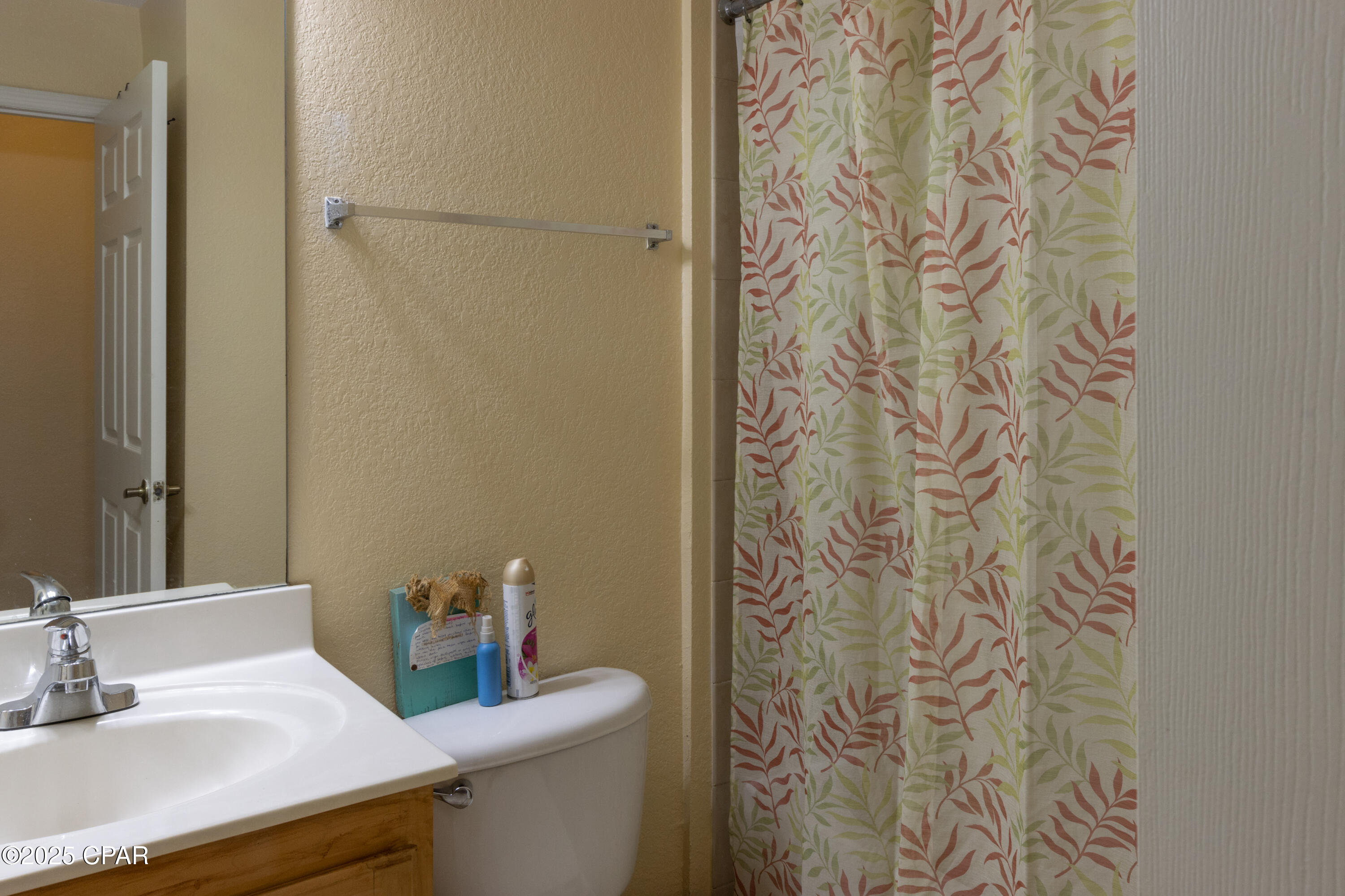 Image 17 For 1007 Lighthouse Road