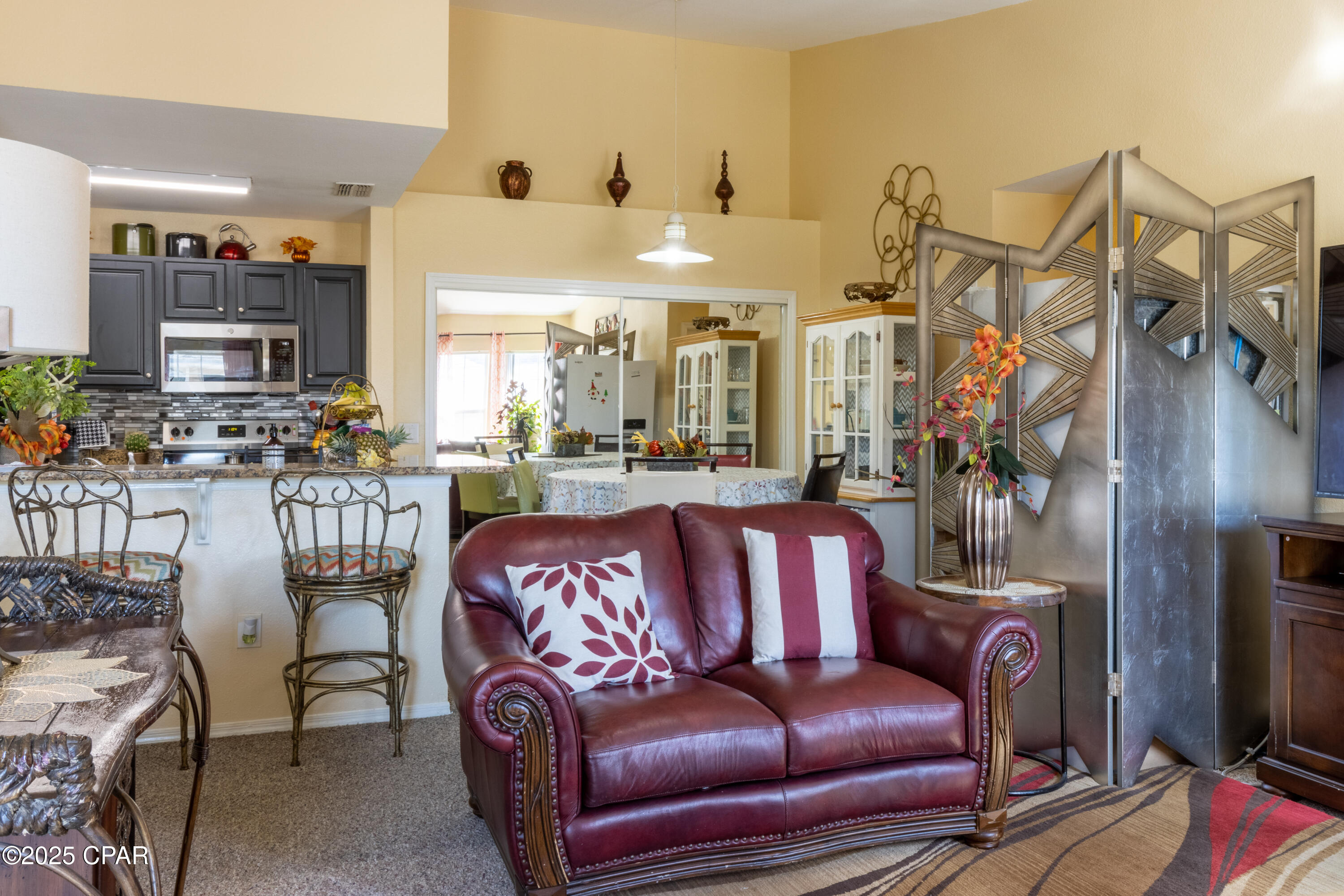 Image 3 For 1007 Lighthouse Road