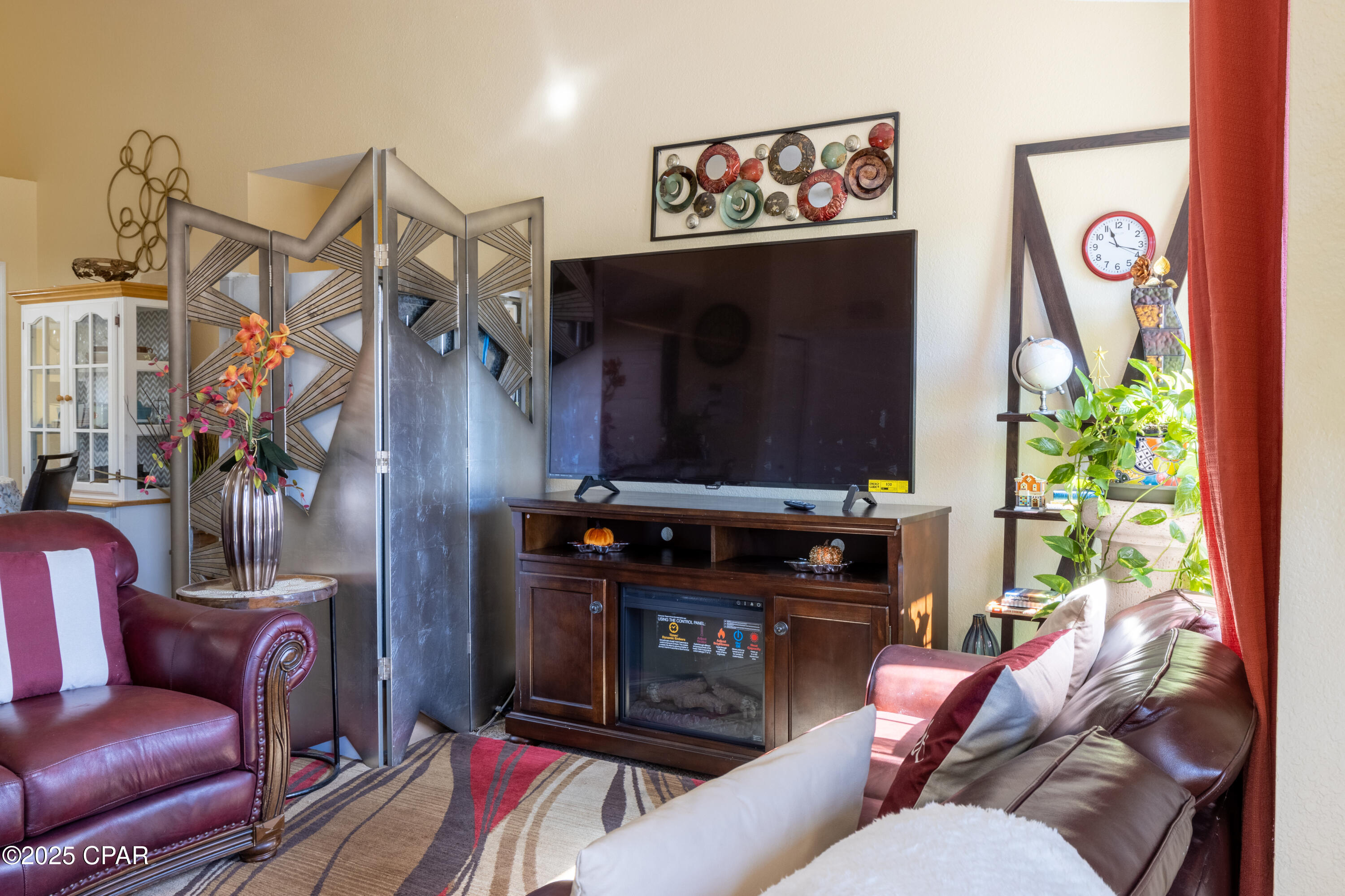 Image 5 For 1007 Lighthouse Road