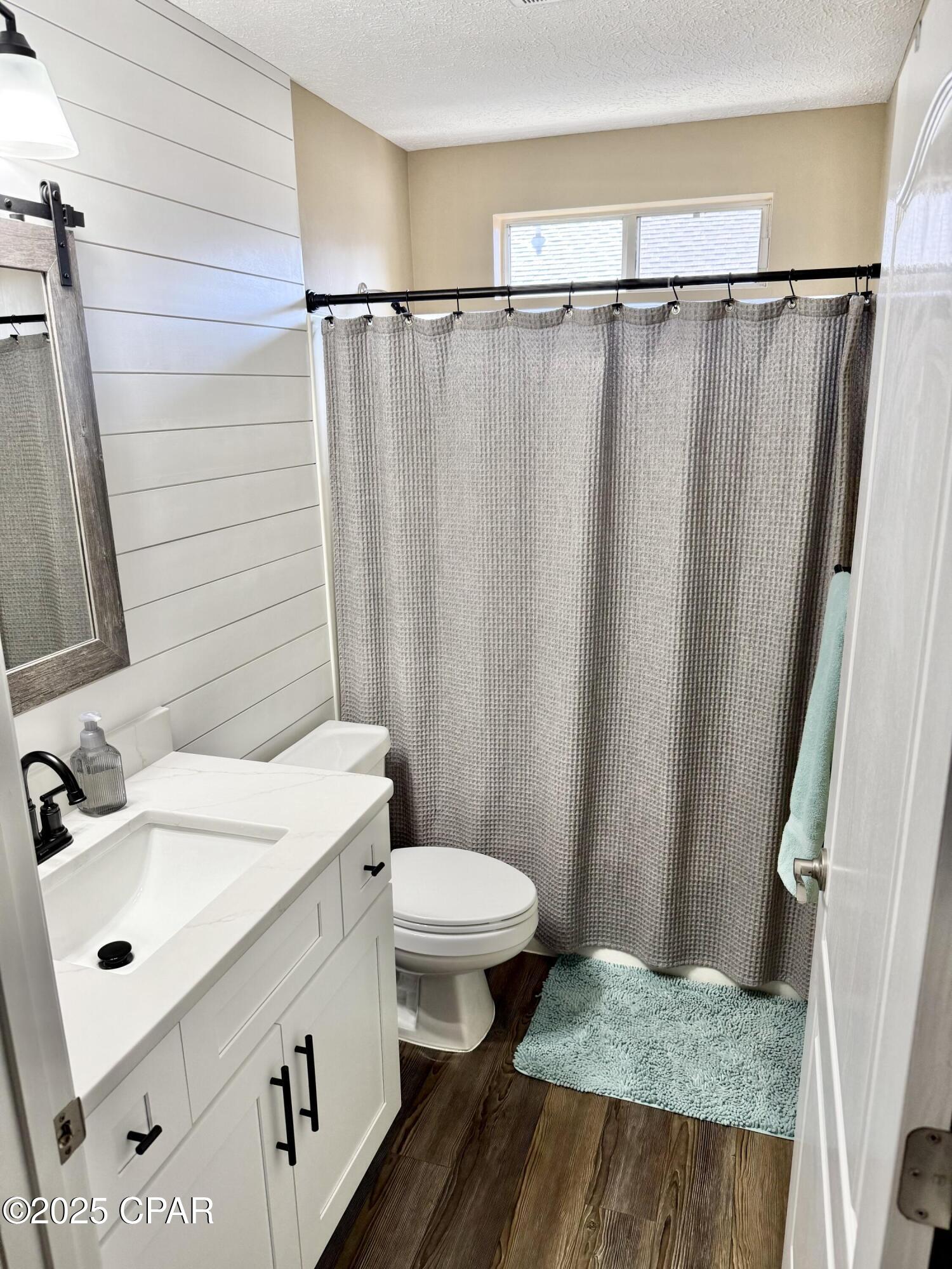 Image 17 For 202 Hidden Pines Drive