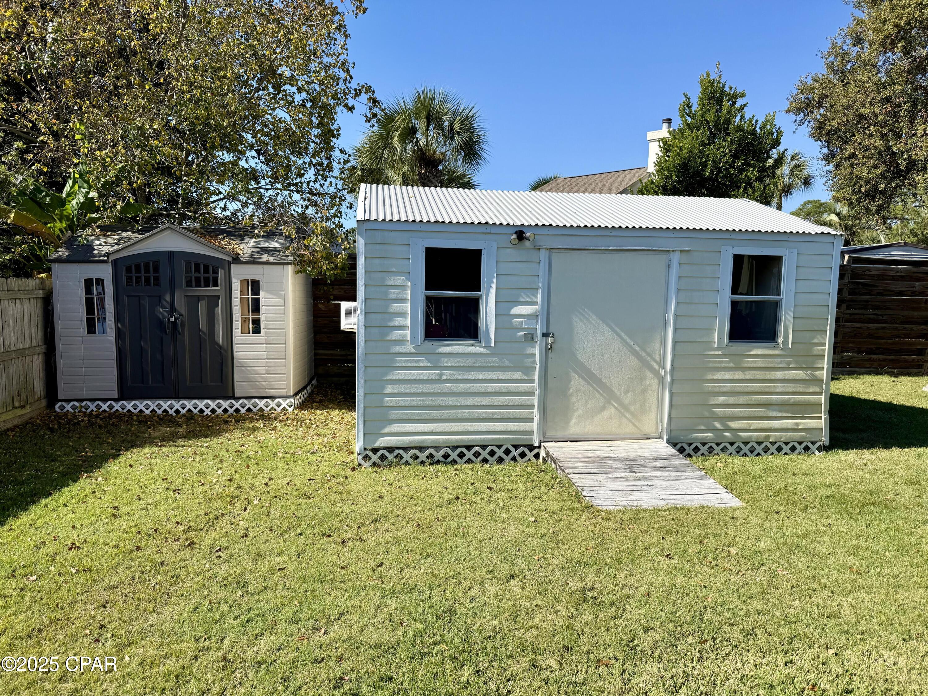 Image 25 For 202 Hidden Pines Drive