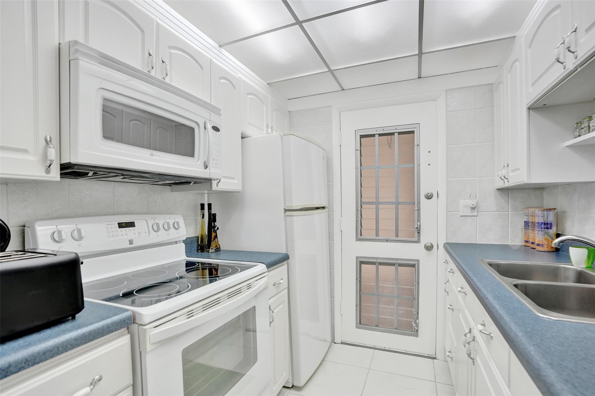 Homes for sale in Miami, FL | 17001 Ne 13Th Ave #104, Miami, FL 33162 | MLS# F10536768