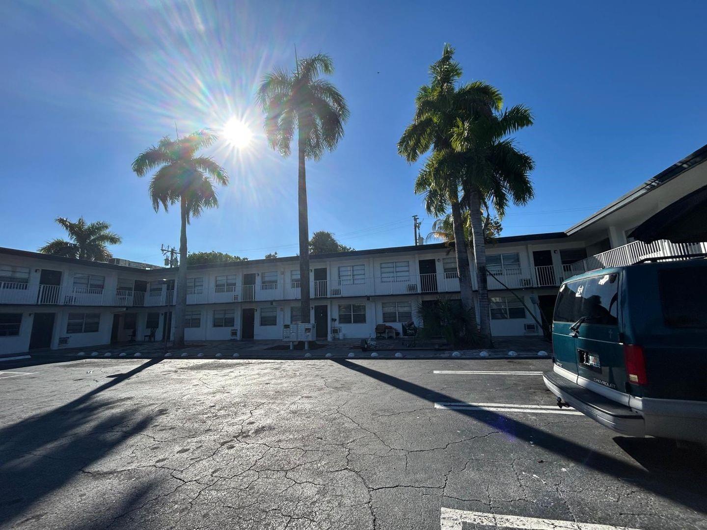 Erie At Lake Worth Condo