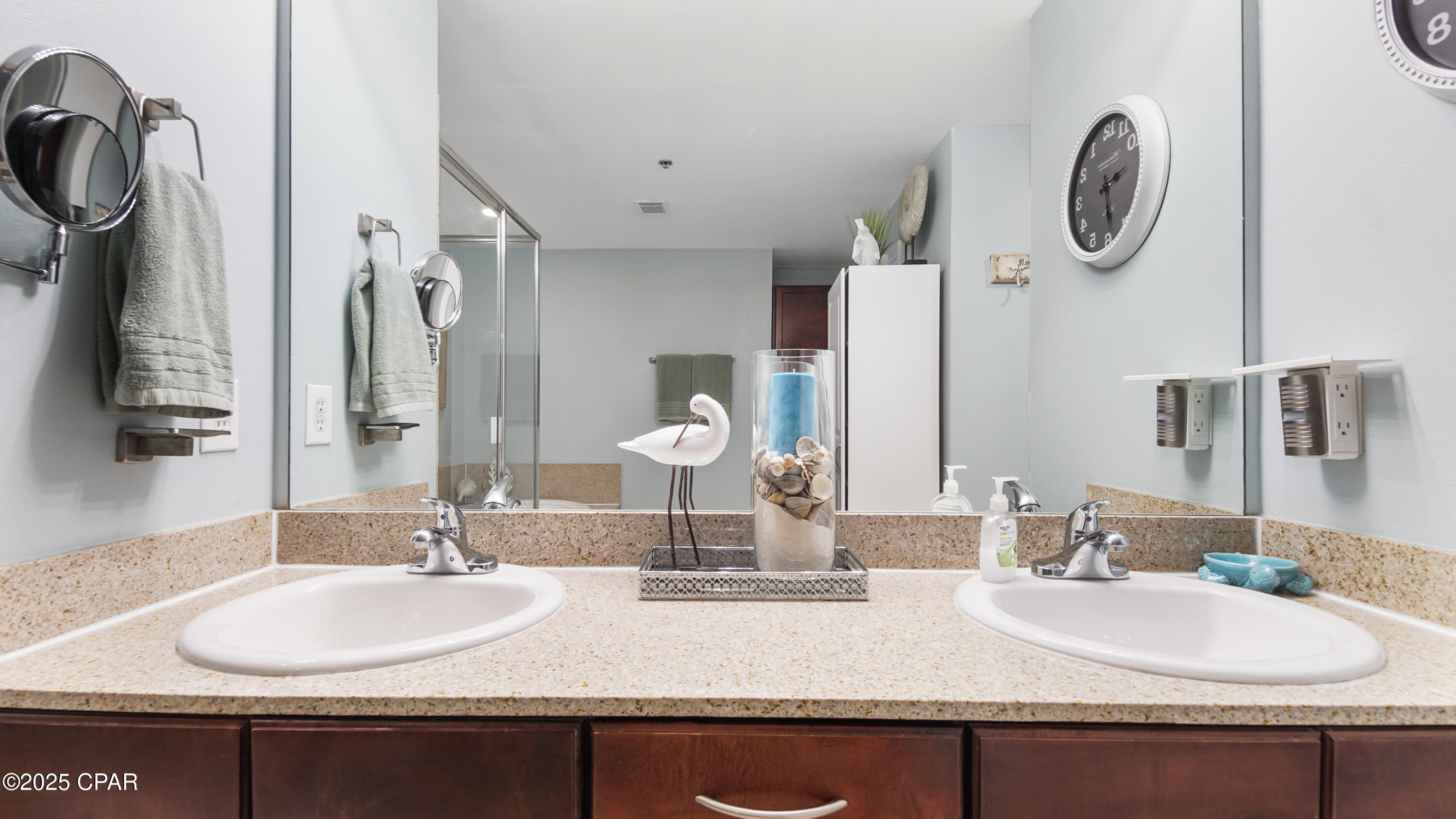 Image 17 For 9902 Thomas Drive 1234