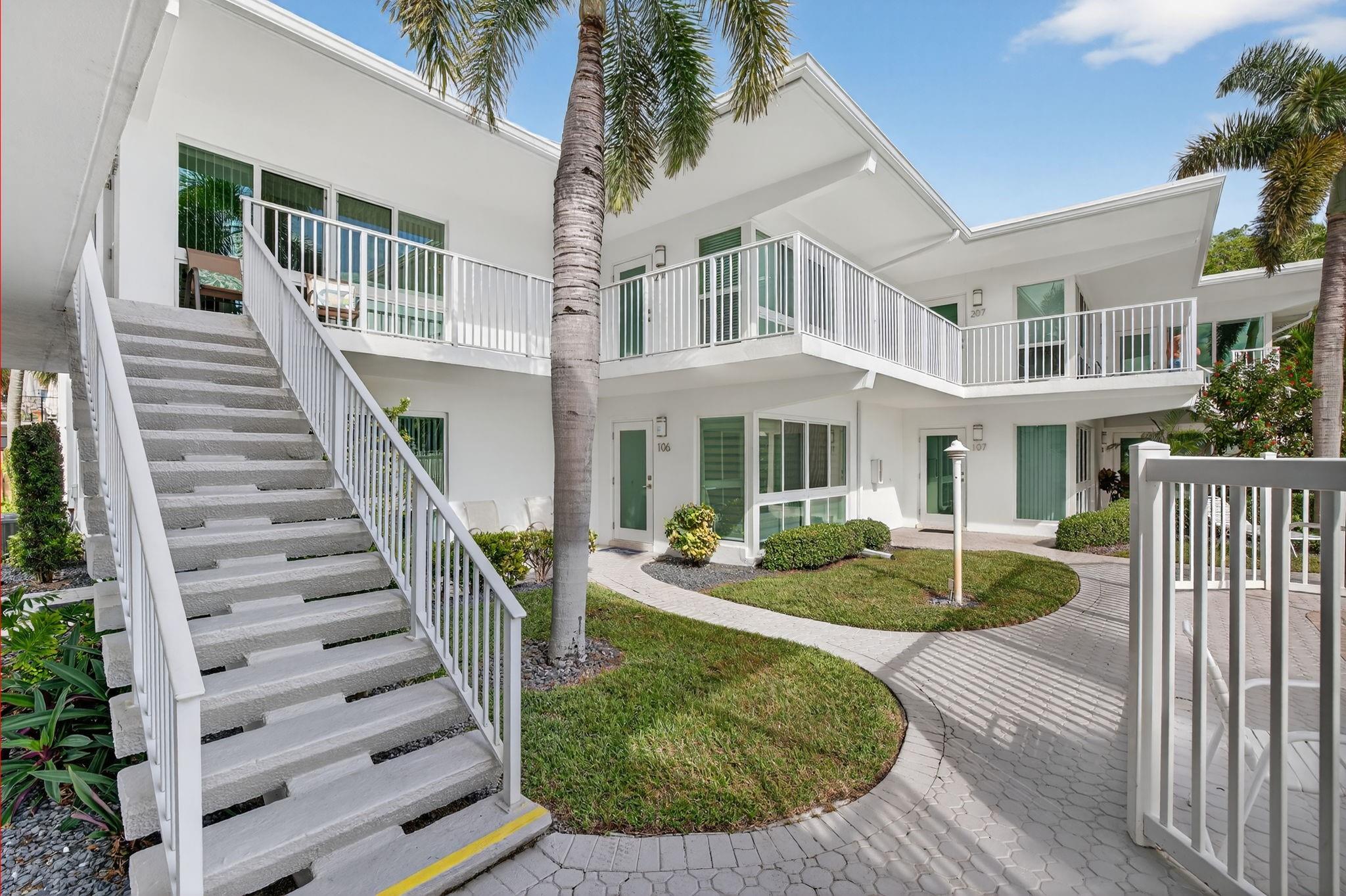 Homes for sale in Lauderdale By The Sea, FL | 223 Marine Ct #207, Lauderdale By The Sea, FL 33308 | MLS# F10536647