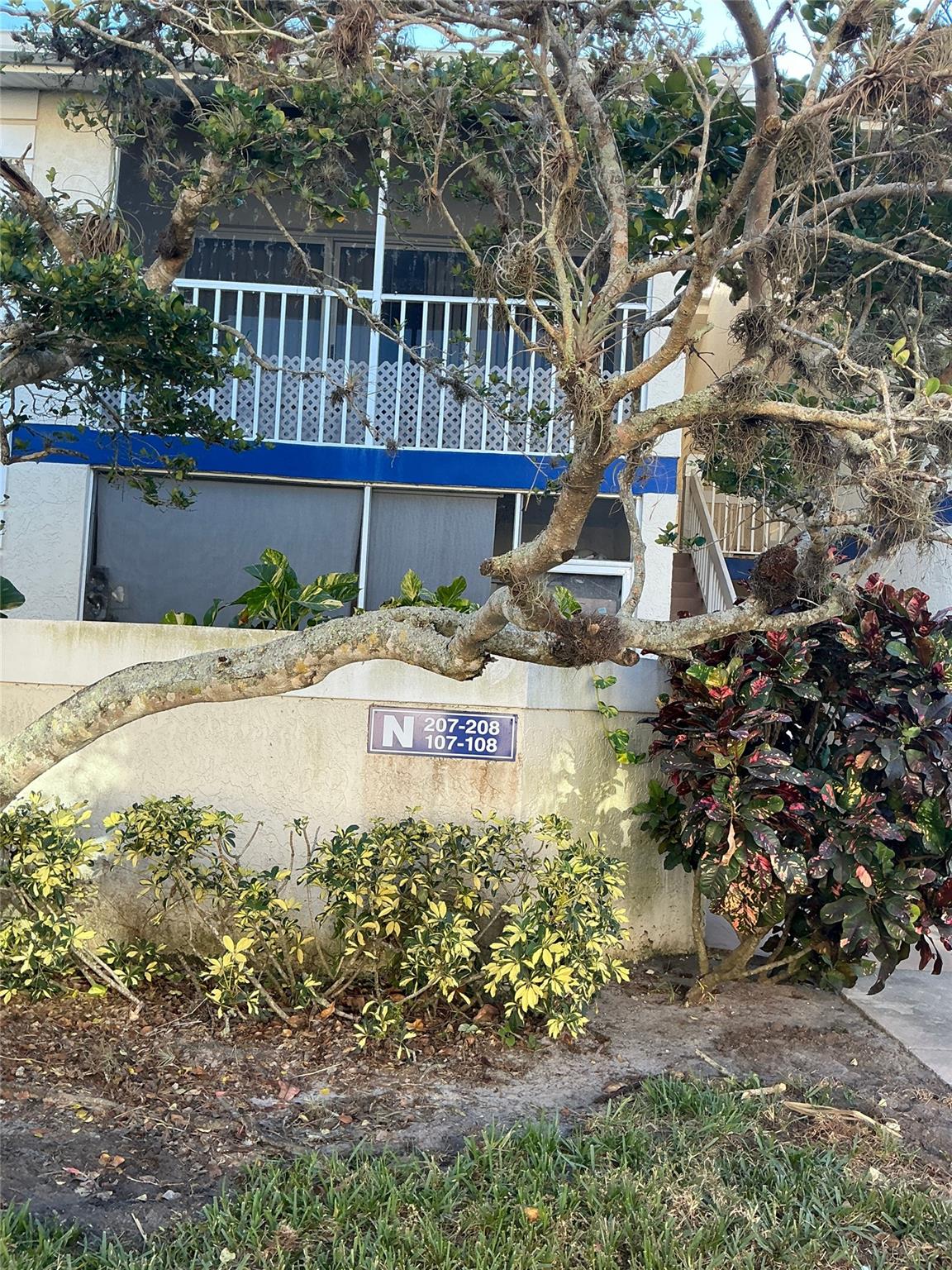 Midport Place I A Condo