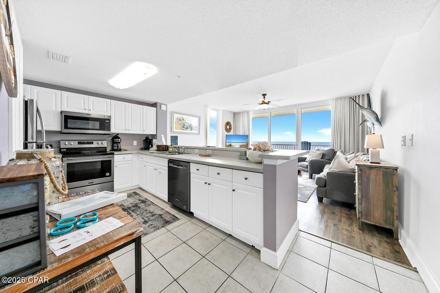 Image 8 For 10901 Front Beach Road 2015