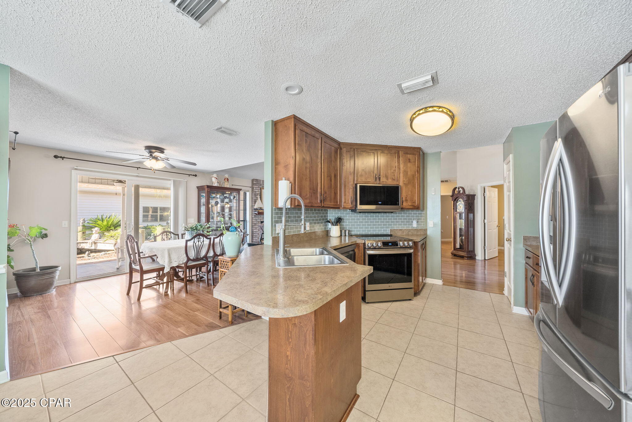 Image 15 For 7048 Hugh Drive