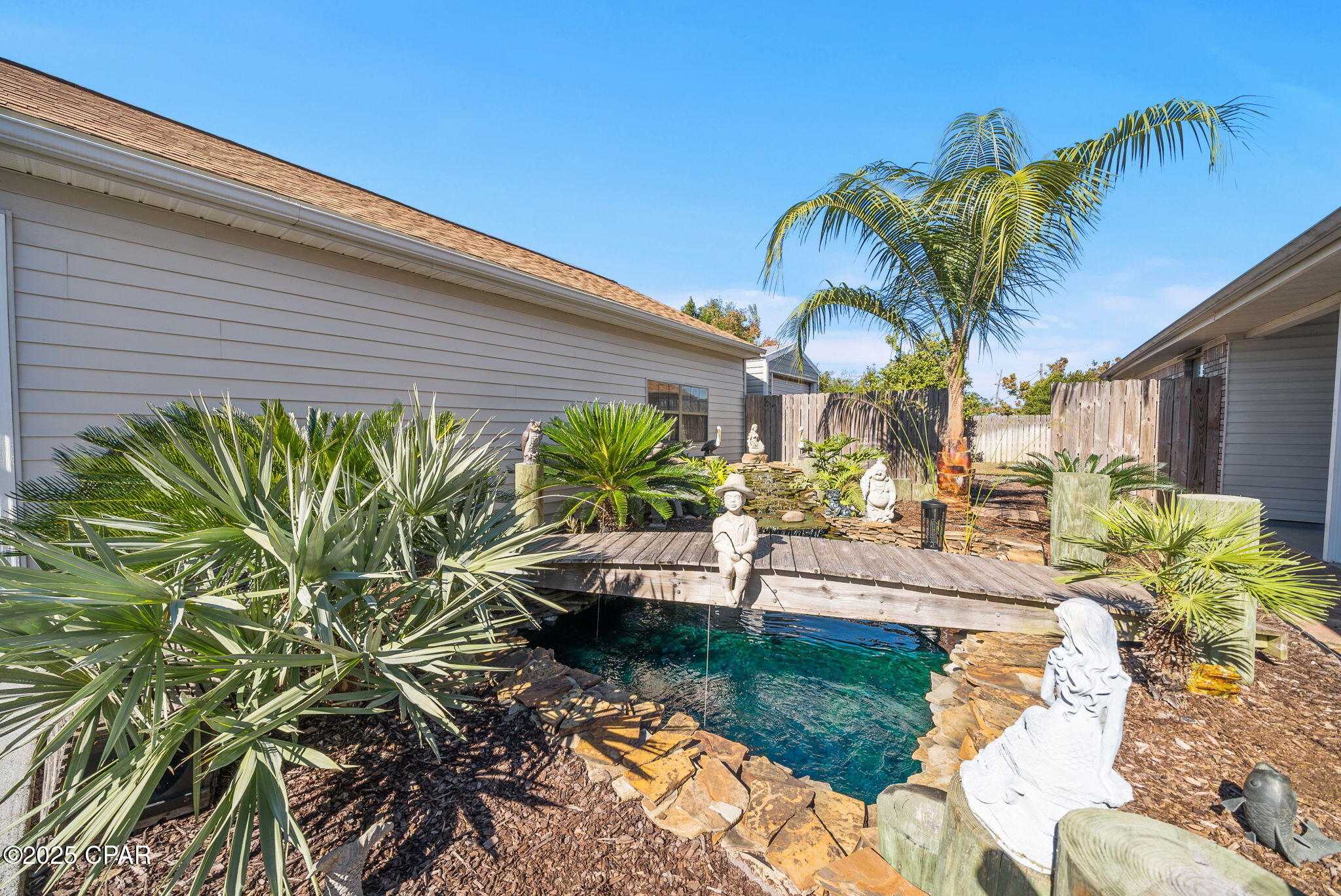 Image 4 For 7048 Hugh Drive