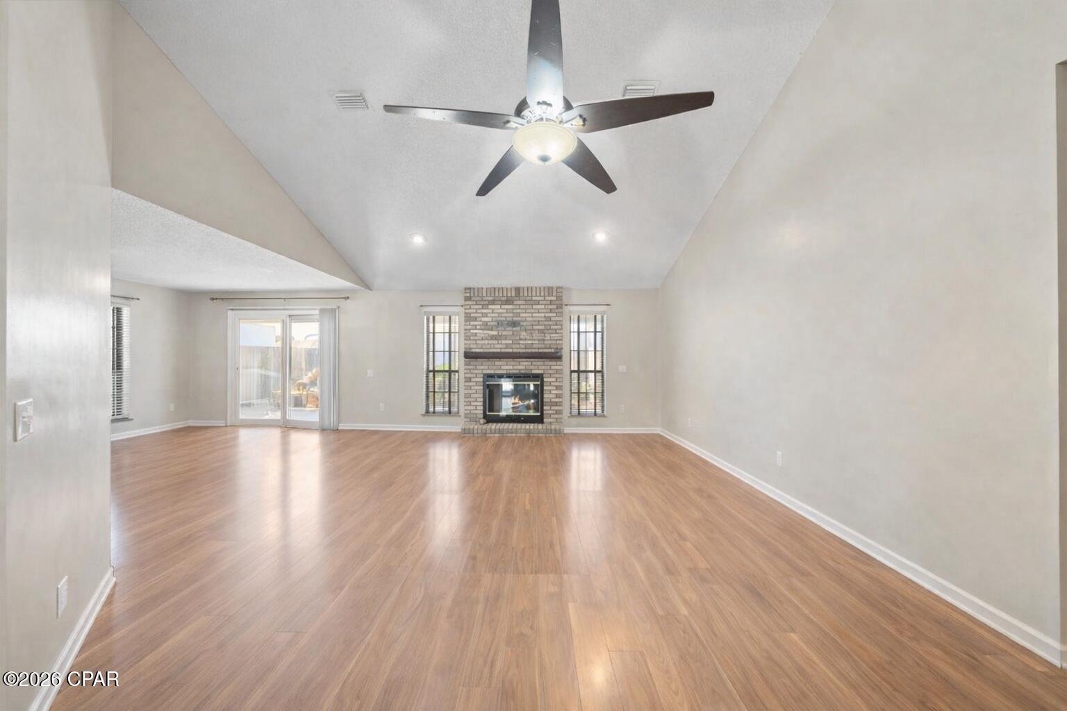 Image 5 For 7048 Hugh Drive