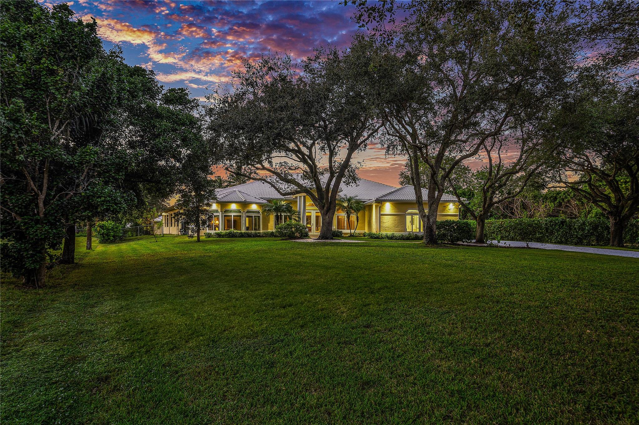 Homes for sale in Parkland, FL | 7273 Nw 63Rd Way, Parkland, FL 33067 | MLS# F10536339