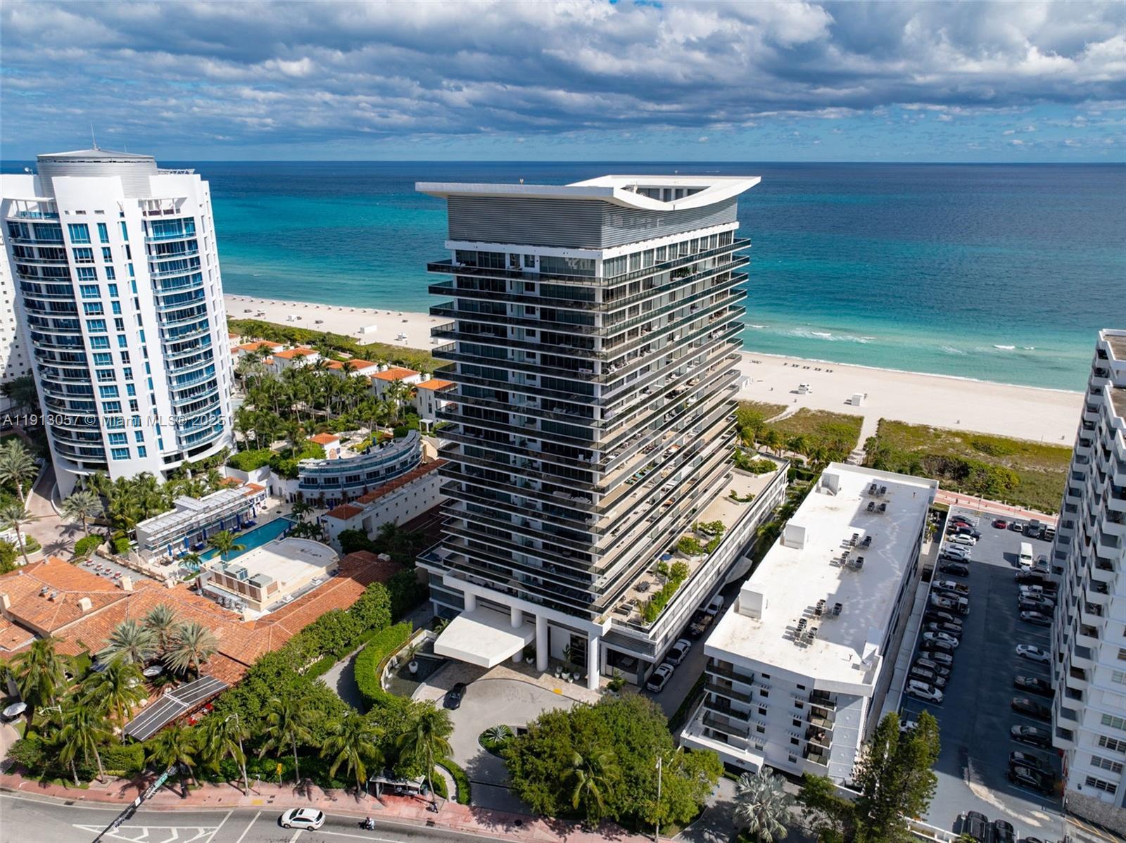 Condo for Sale in Miami Beach, FL
