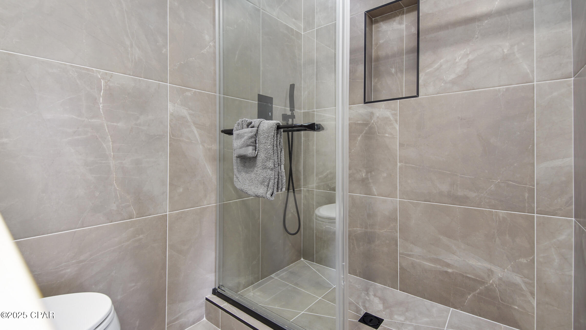 Image 16 For 131 Kimberly Drive