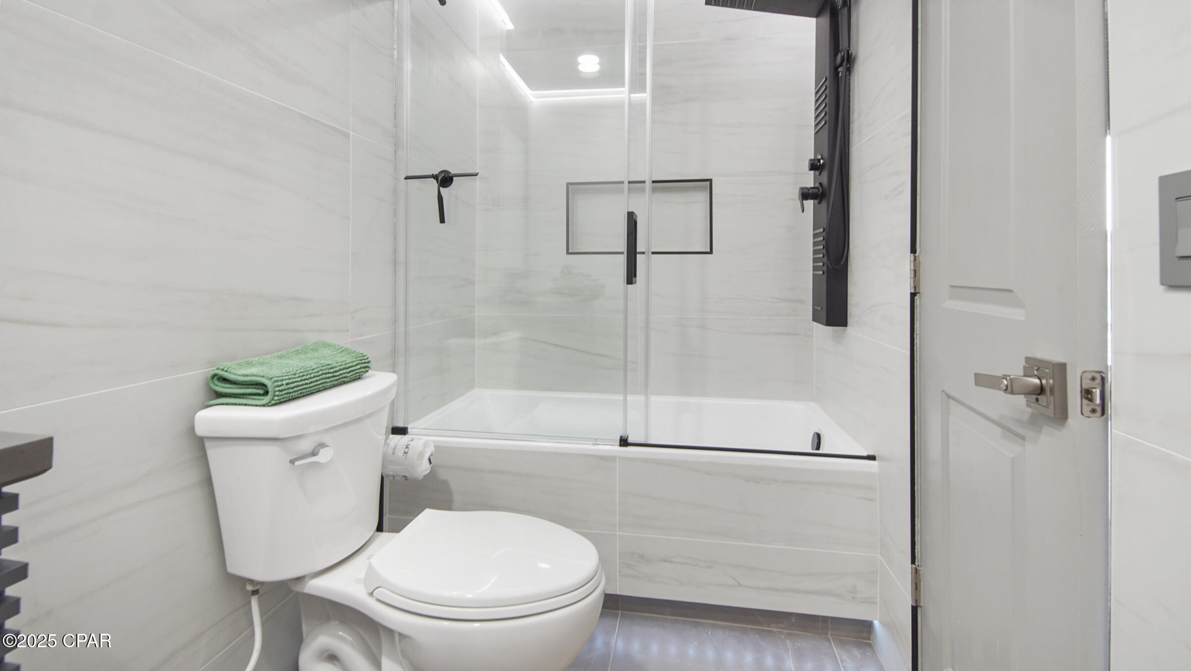 Image 23 For 131 Kimberly Drive