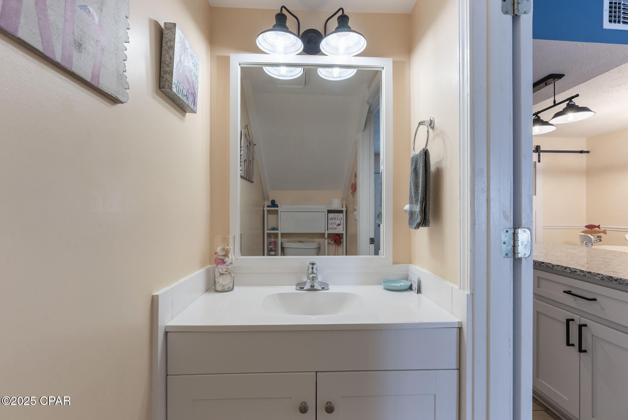 Image 16 For 164 Robin Lane