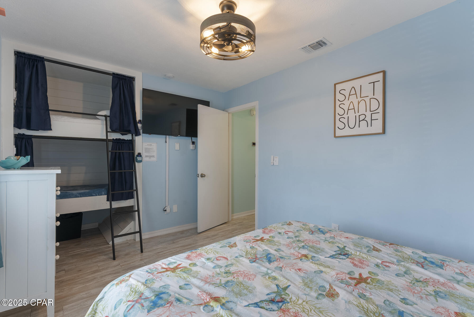 Image 25 For 164 Robin Lane