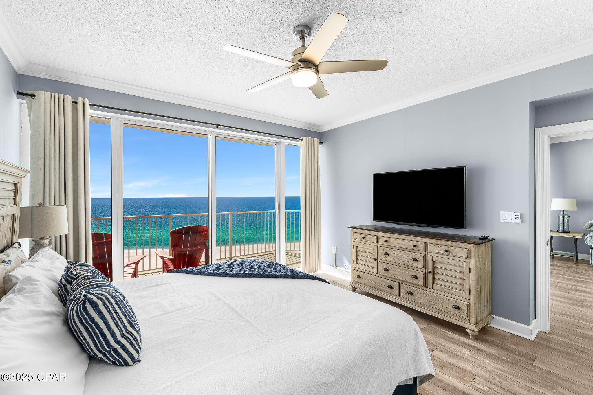 Image 16 For 9450 Thomas Drive 701a