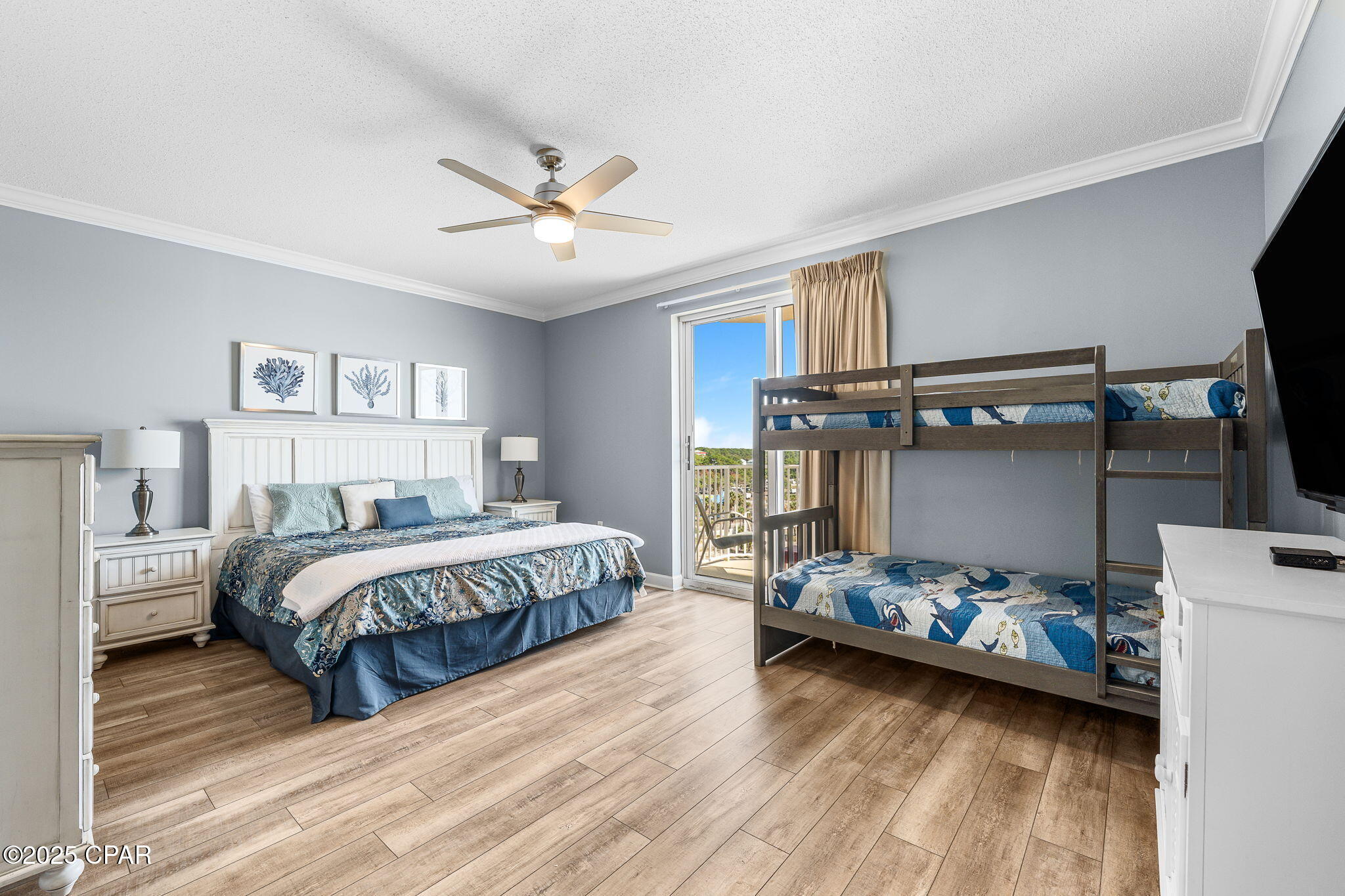 Image 23 For 9450 Thomas Drive 701a