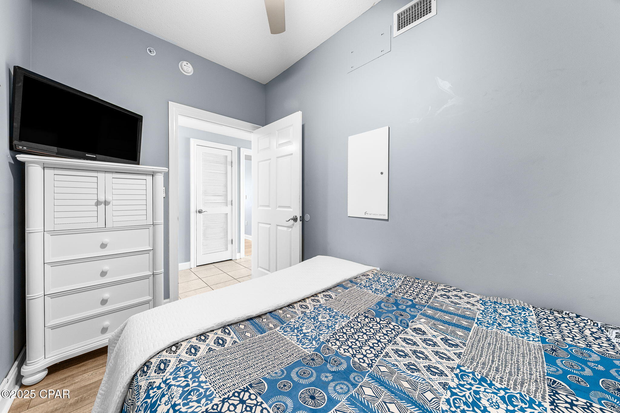 Image 33 For 9450 Thomas Drive 701a