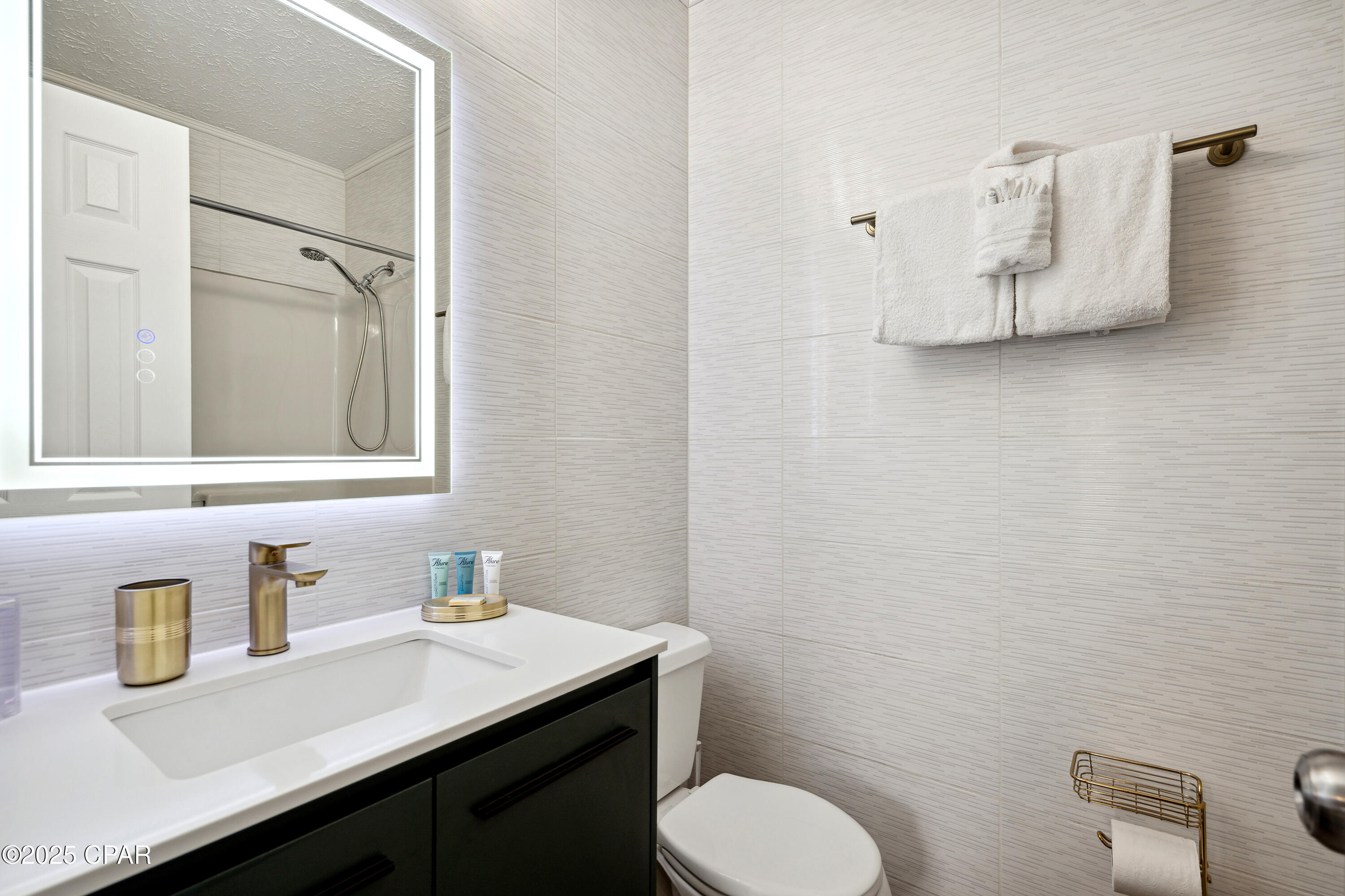 Image 23 For 237 Saint Katherine Boulevard