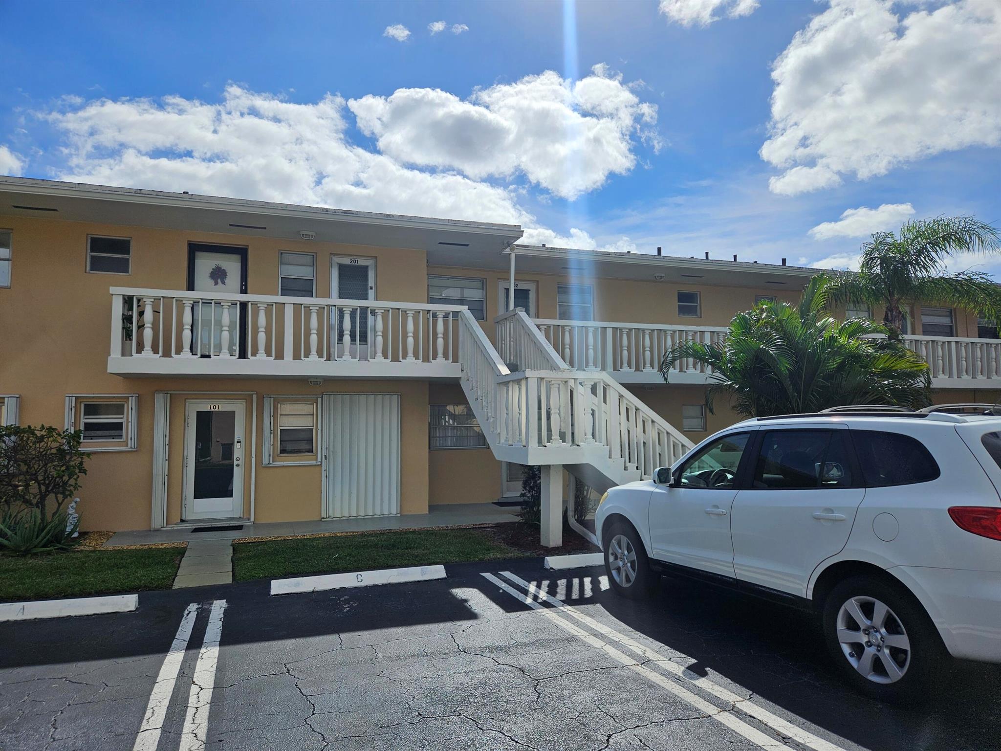 Village Royale Condo 7