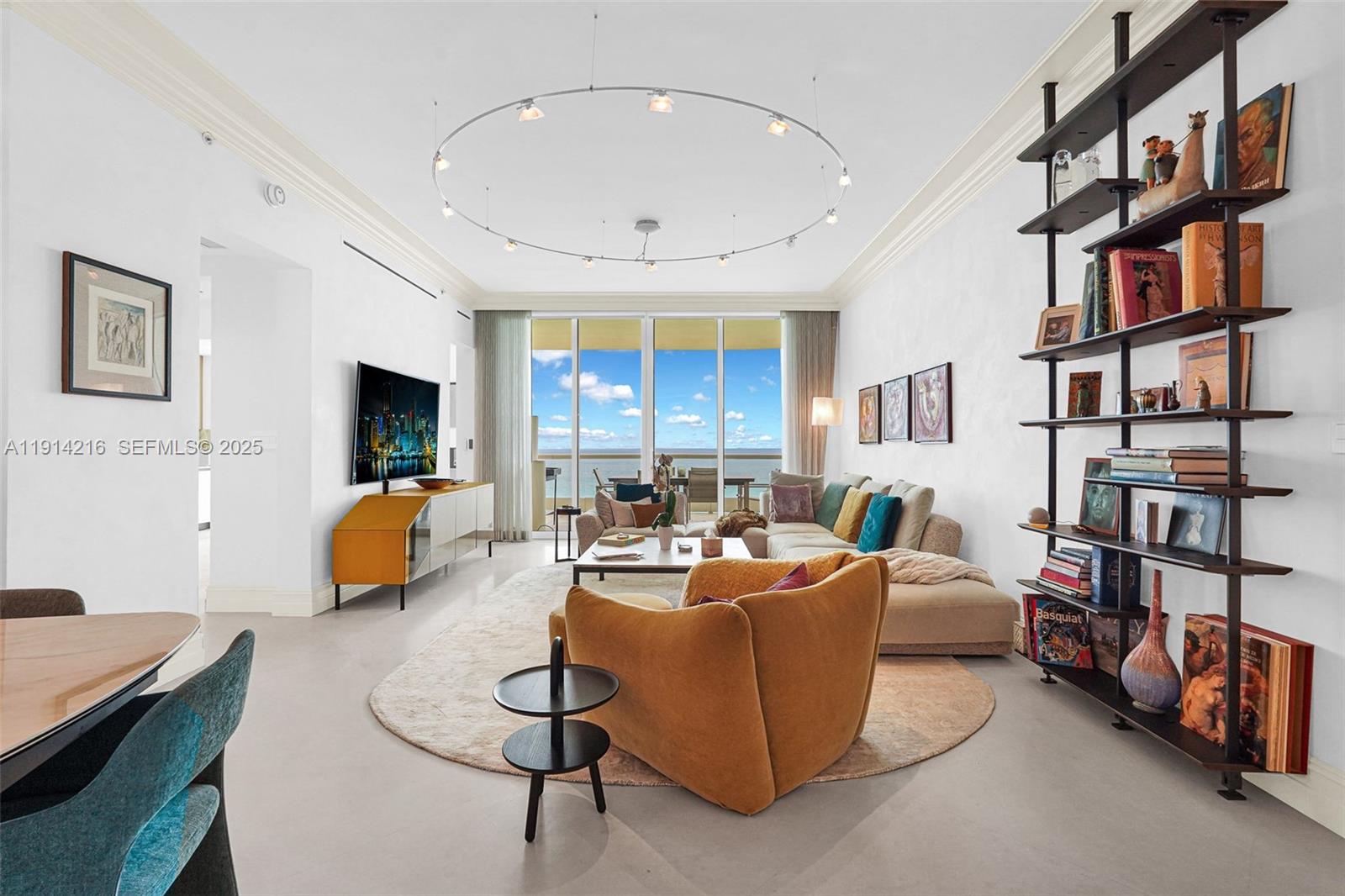 Condo for Sale in Sunny Isles Beach, FL