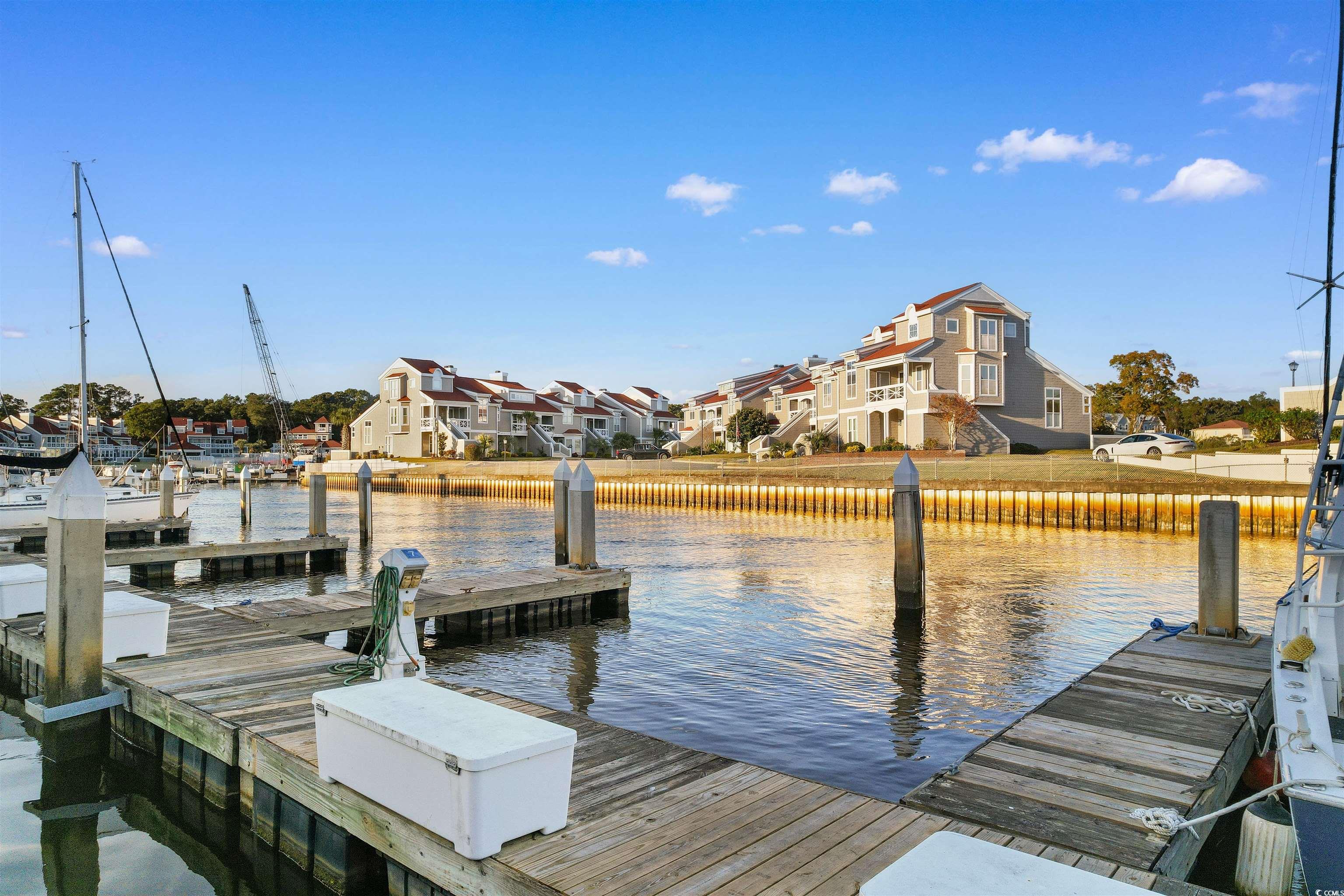 4396 Baldwin Ave. Little River, SC 29566