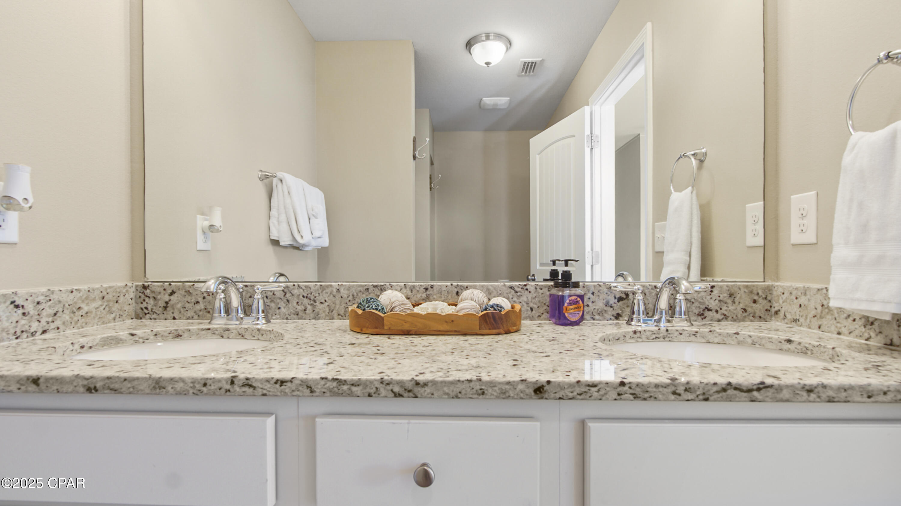 Image 23 For 7467 Shadow Lake Drive