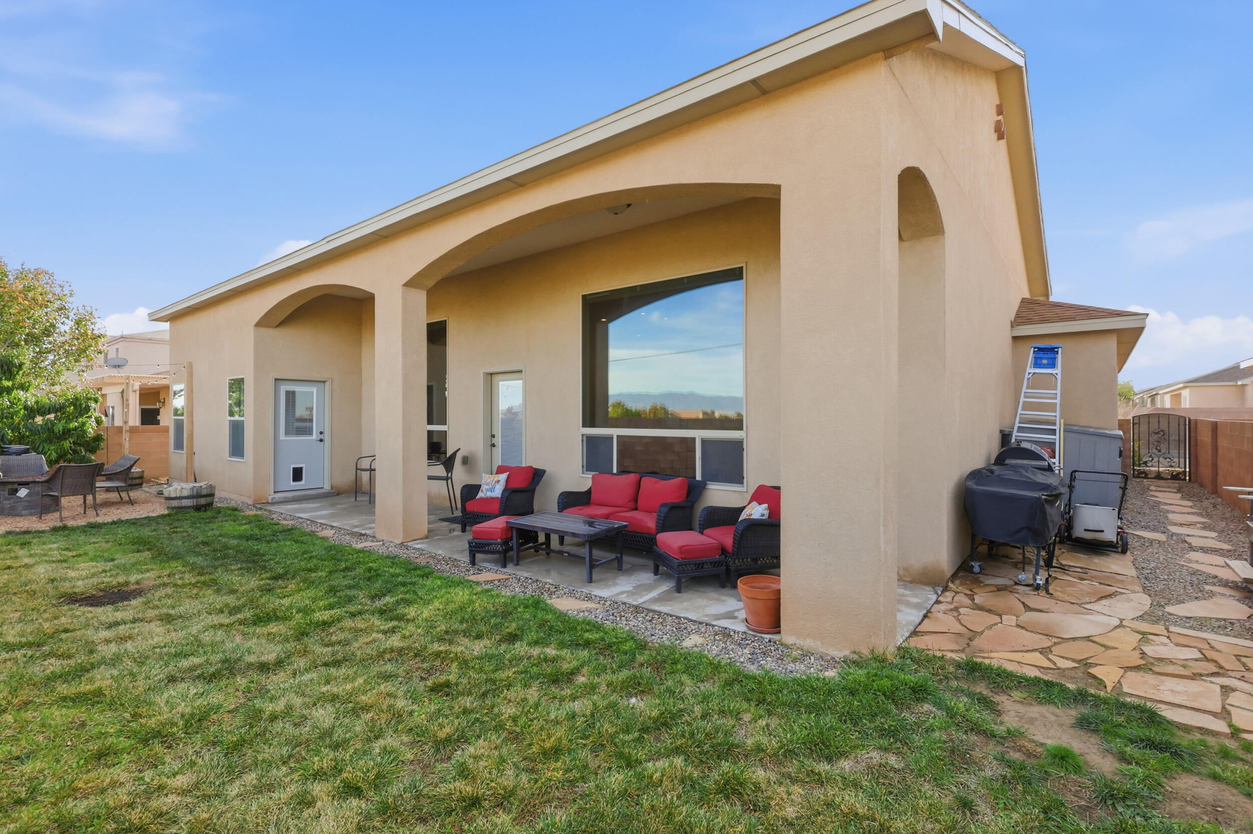 2560 Firewheel Avenue SW Backyard