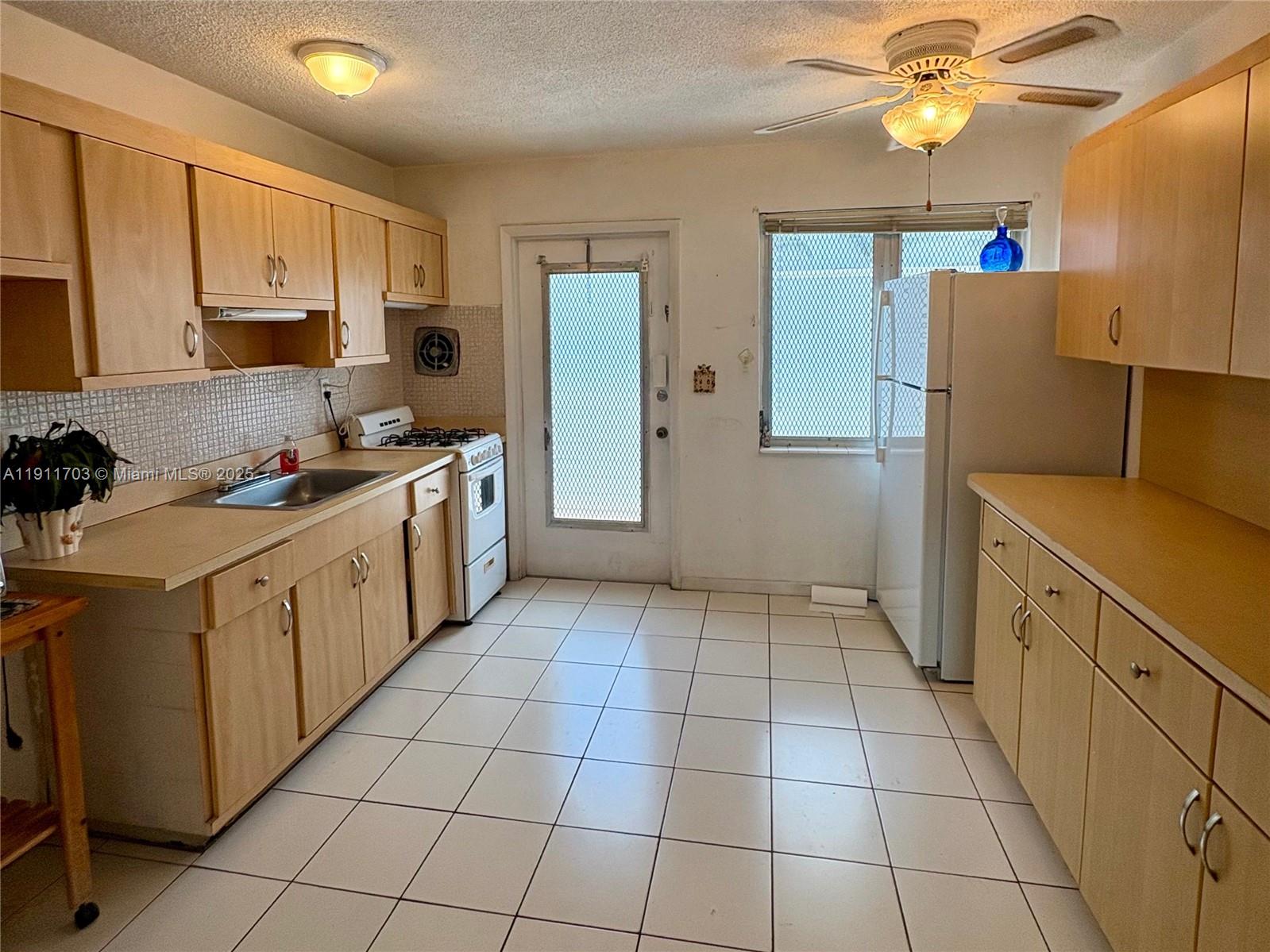 Homes for sale in Miami Beach, FL | 1698 Jefferson Ave #38, Miami Beach, FL 33139 | MLS# A11911703