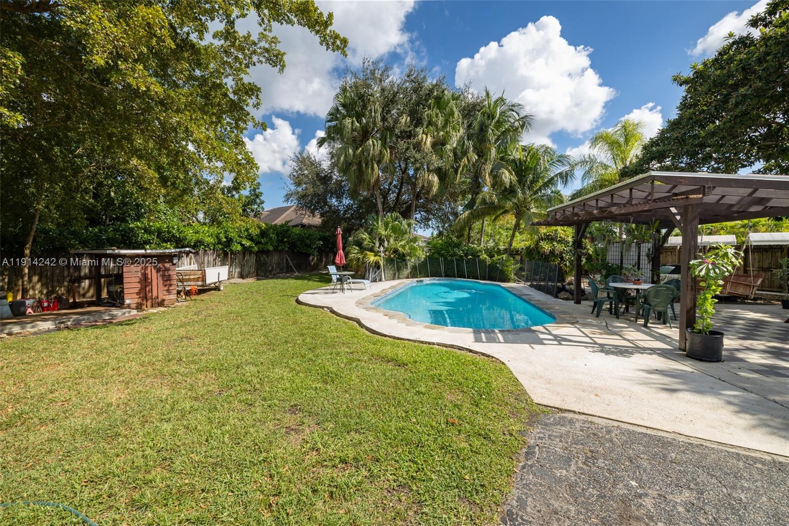 Universal Estates South A