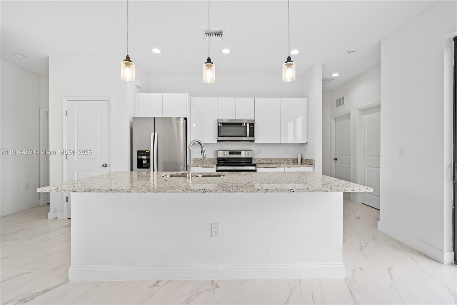 Additional living spaces at 933 GLEASON ST - Home in Lehigh Acres