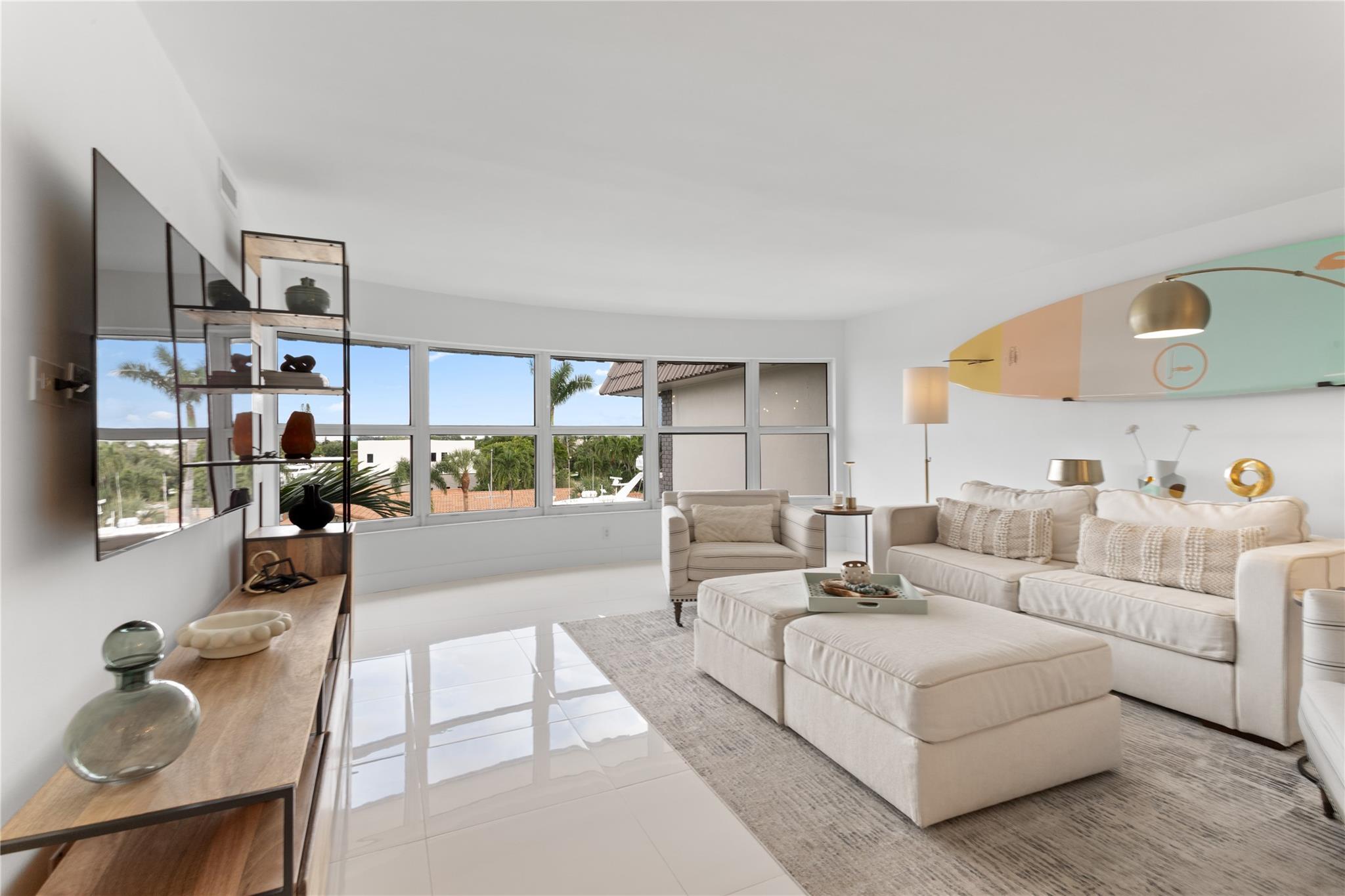 Photo 11 of home located at 3111 NE 51st St 403C, Fort Lauderdale FL