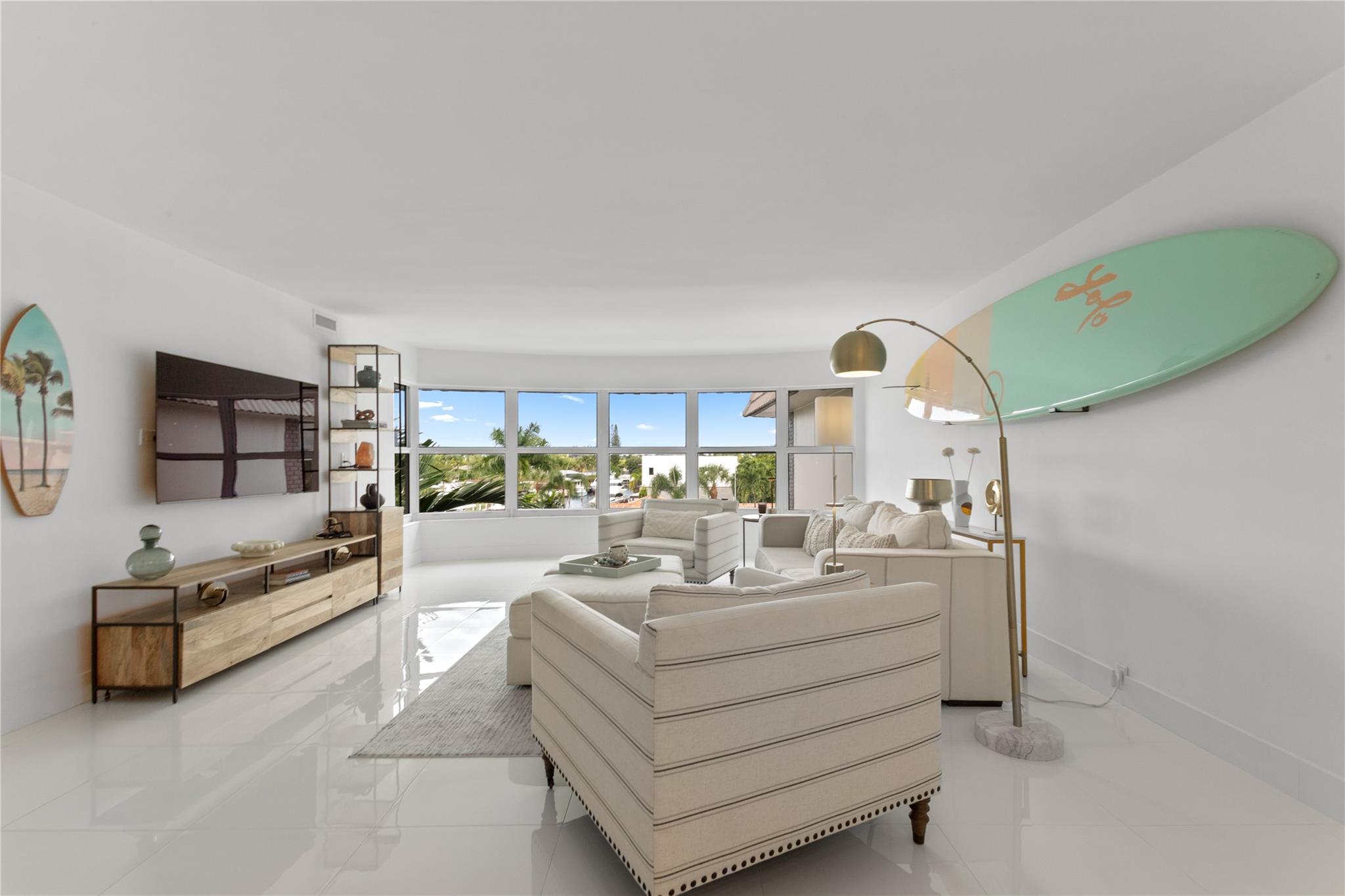 Photo 12 of home located at 3111 NE 51st St 403C, Fort Lauderdale FL