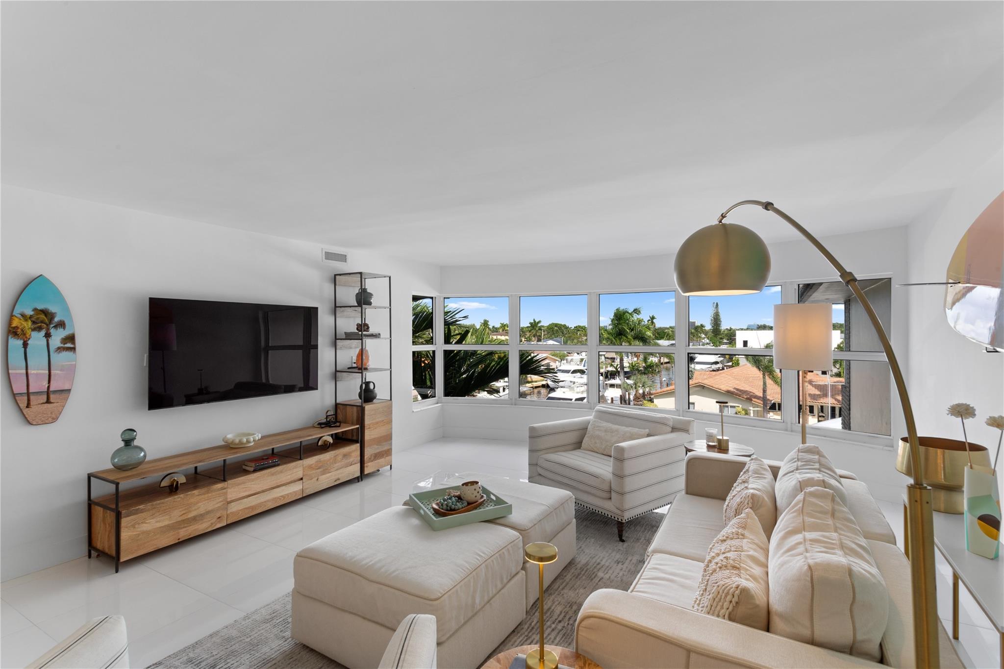 Photo 13 of home located at 3111 NE 51st St 403C, Fort Lauderdale FL