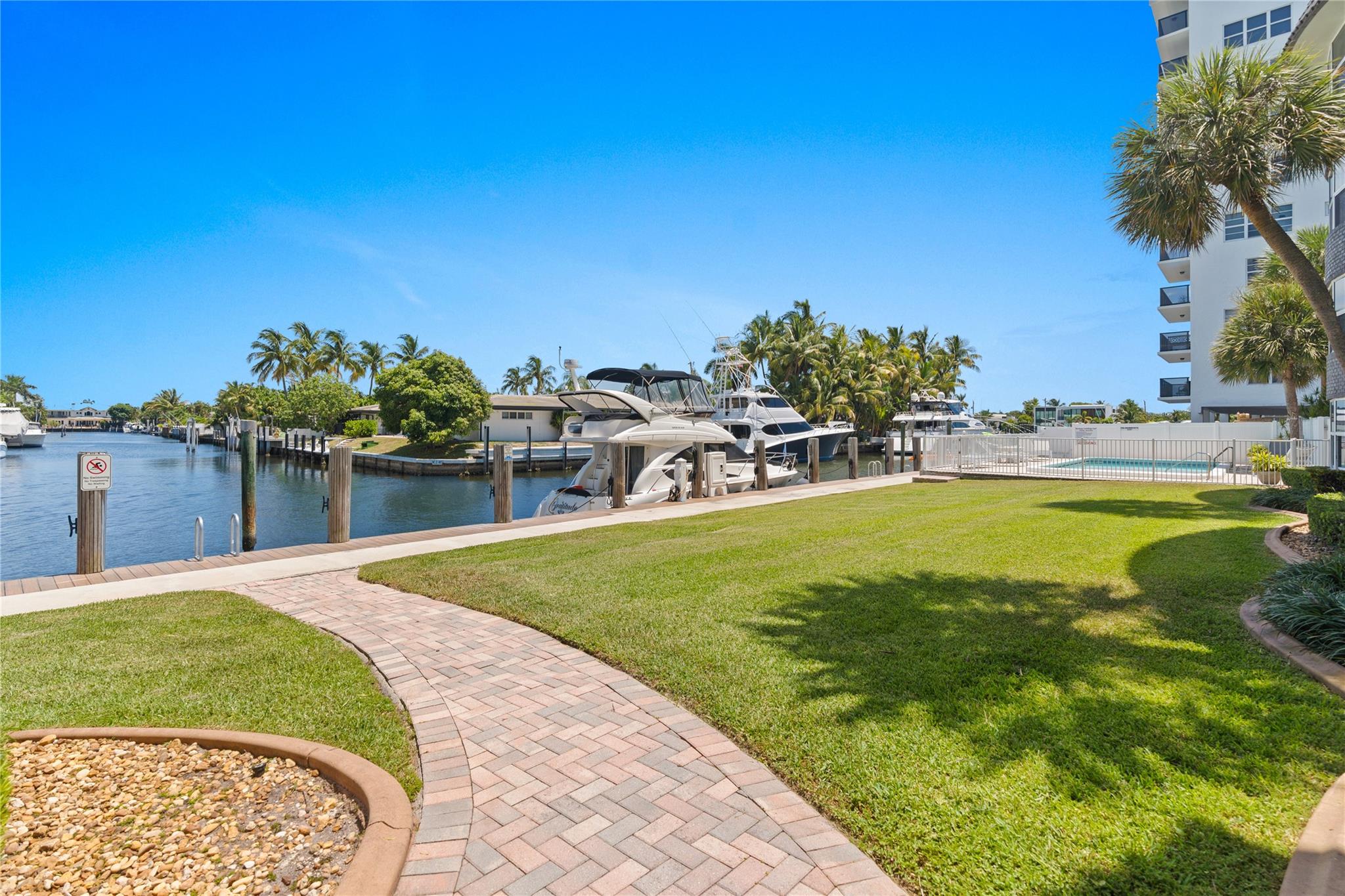 Photo 28 of home located at 3111 NE 51st St 403C, Fort Lauderdale FL